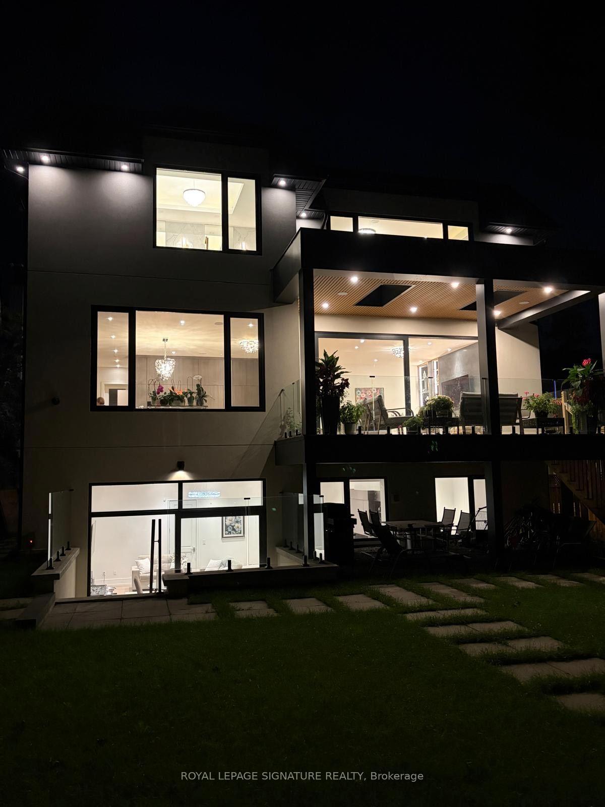 Photo 44 of 257 Lawrence Avenue E, North York, Bridle Path-Sunnybrook-York Mills — HOMEH