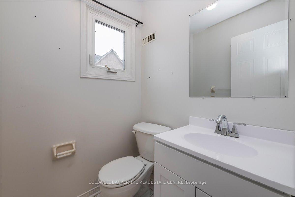 Photo 7 of Unit 9, 119 D'ambrosio Drive, Barrie, Painswick North — HOMEH