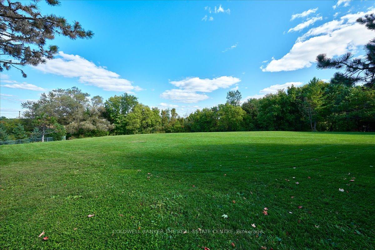 Photo 23 of Unit 9, 119 D'ambrosio Drive, Barrie, Painswick North — HOMEH