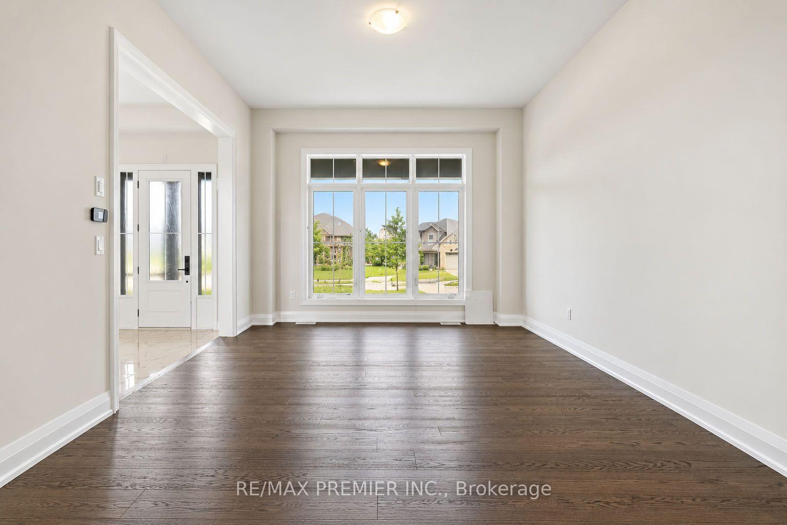 Photo 8 of 90 Pearsall Place, Oro-Medonte, Rural Oro-Medonte — HOMEH