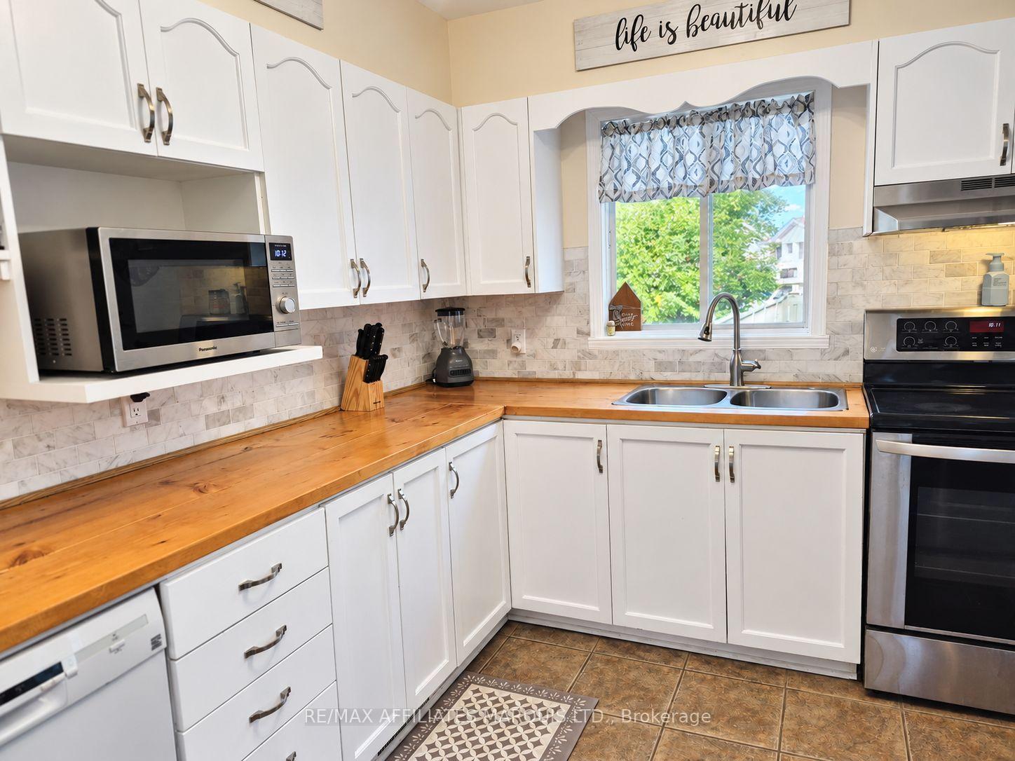Photo 15 of 194 Elsie Avenue, Cornwall, Cornwall — HOMEH