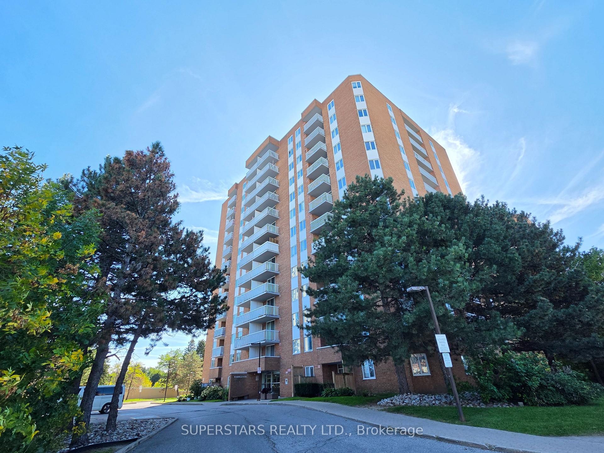 Front of Unit 905, 15 Sewells Road