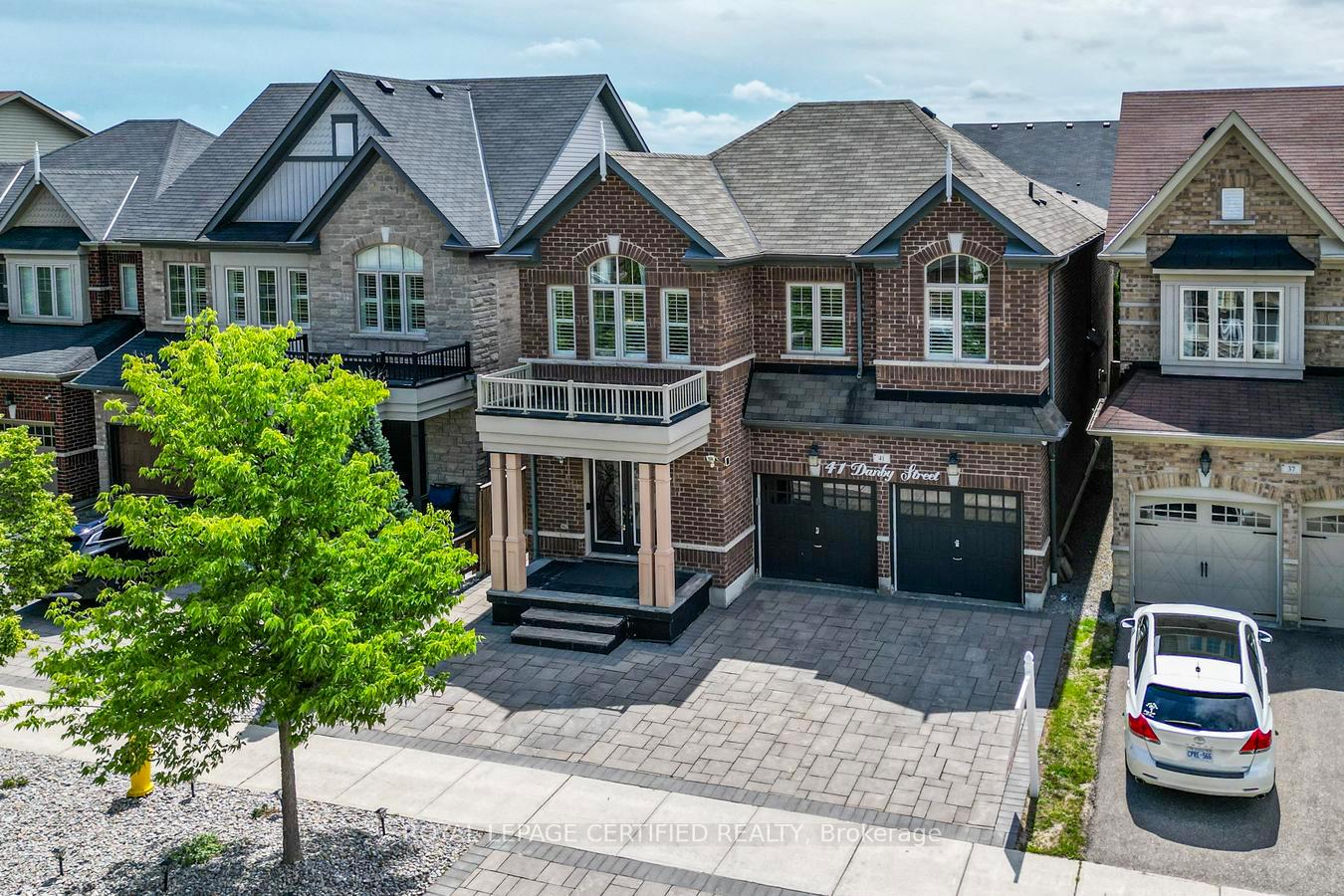 Photo 1 of 41 Danby Street, Vaughan, Kleinburg — HOMEH