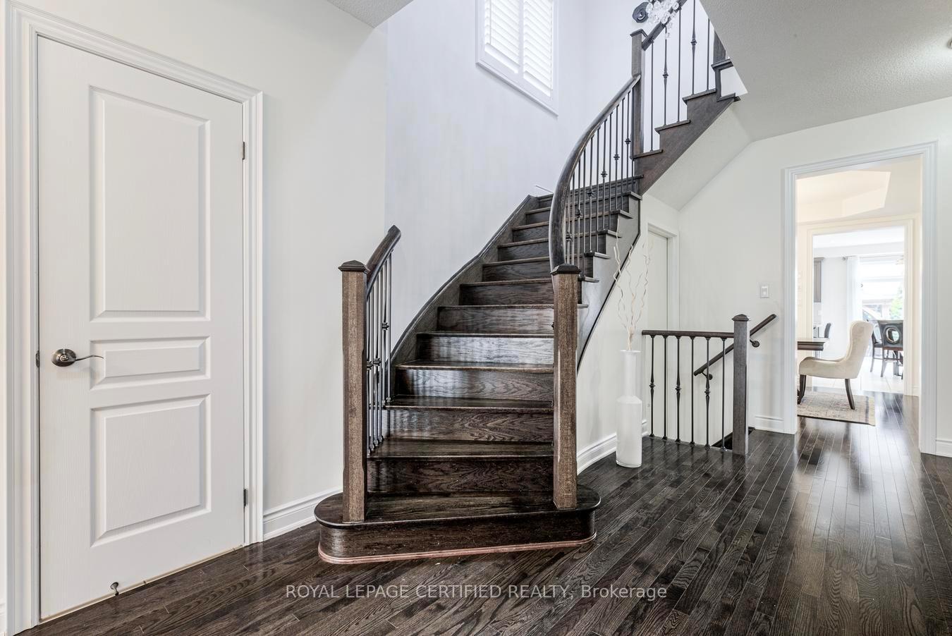 Photo 17 of 41 Danby Street, Vaughan, Kleinburg — HOMEH