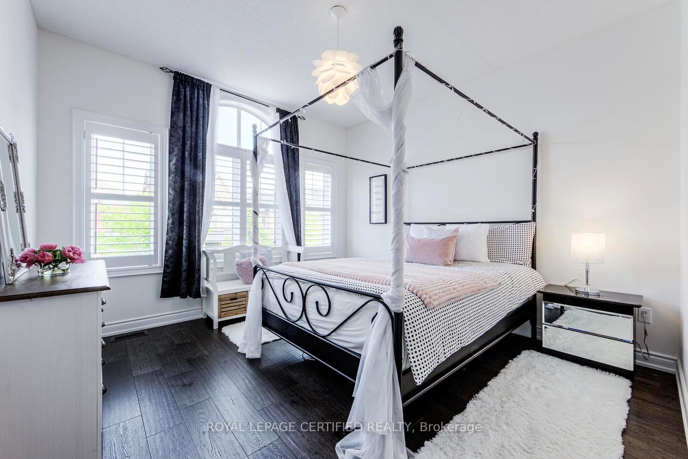 Photo 31 of 41 Danby Street, Vaughan, Kleinburg — HOMEH