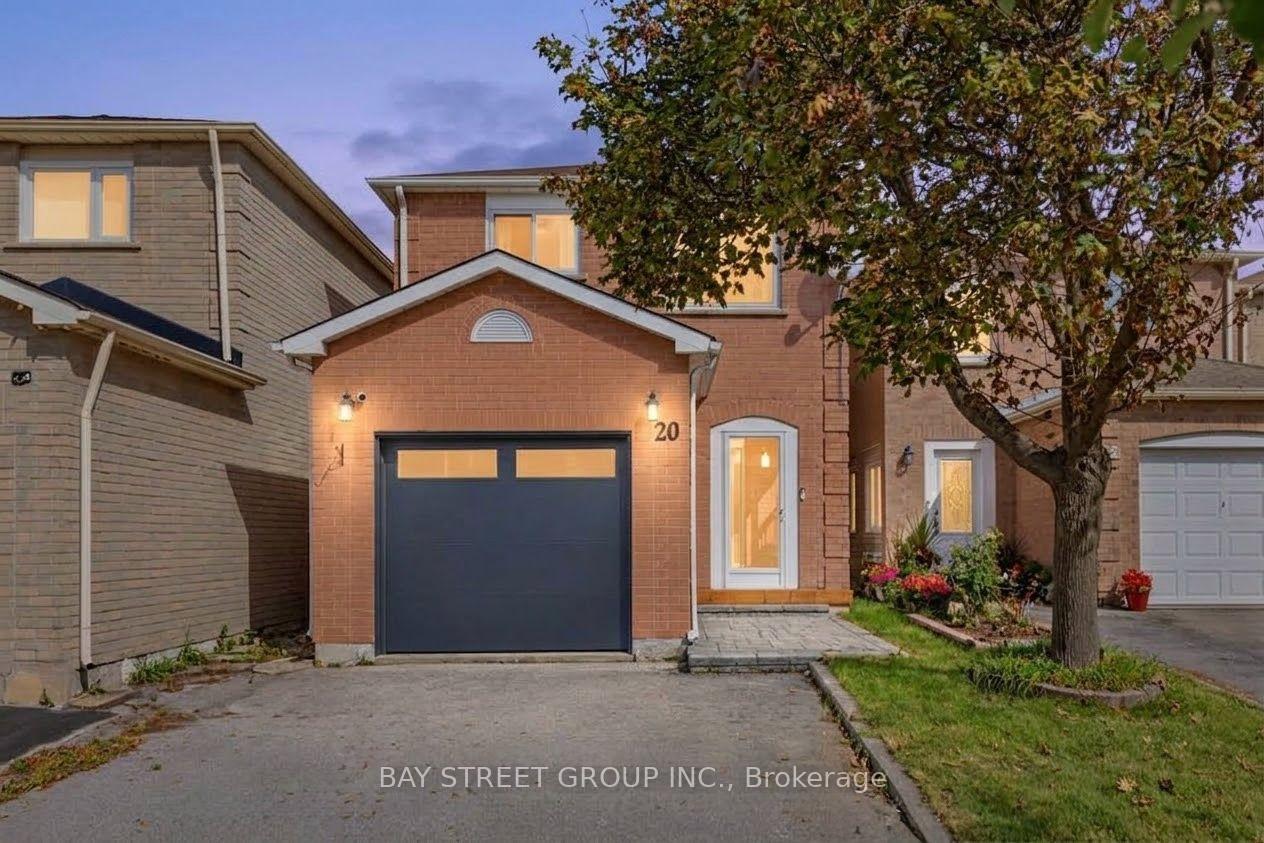Photo 2 of 20 Harness Circle, Markham, Milliken Mills East — HOMEH