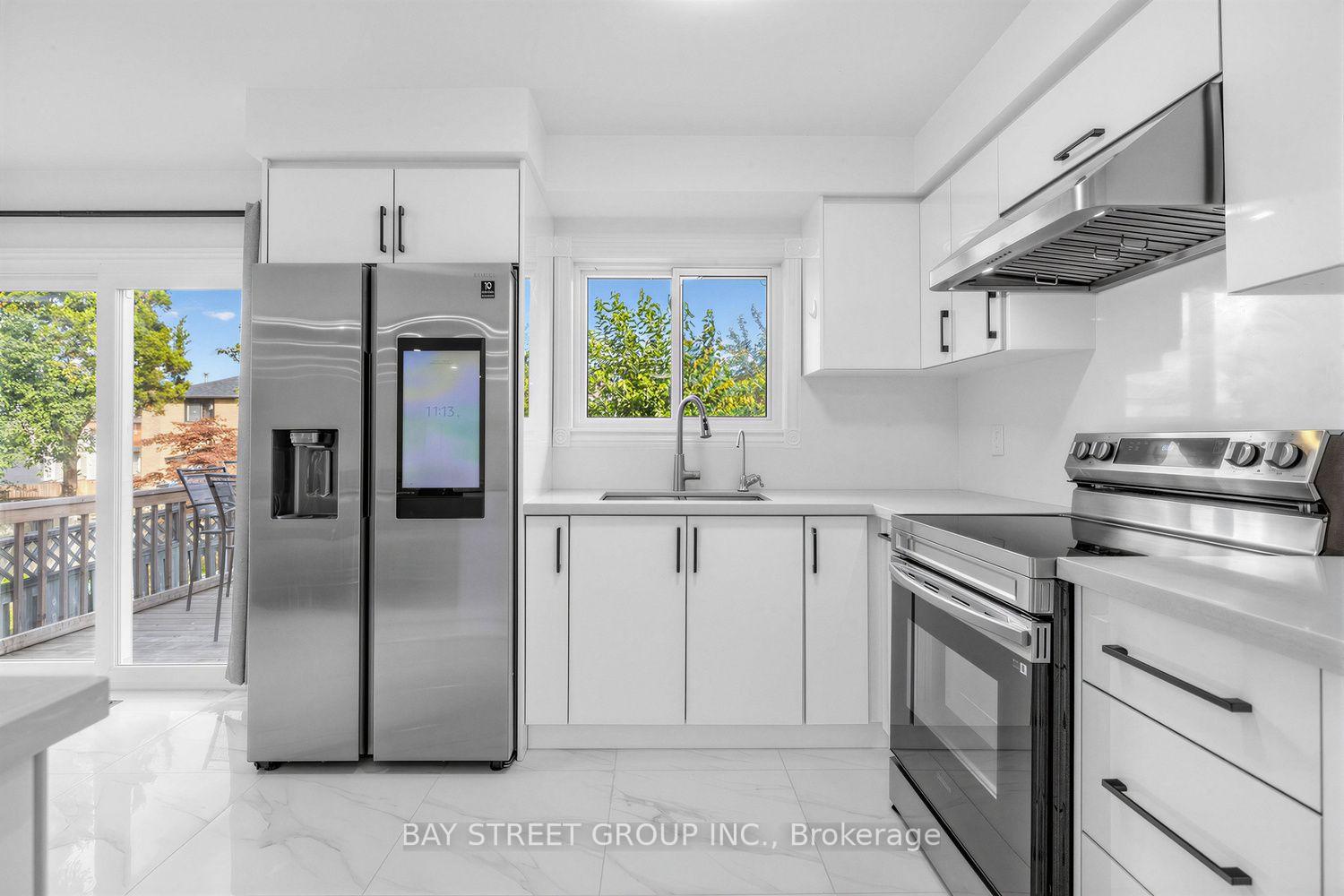 Photo 18 of 20 Harness Circle, Markham, Milliken Mills East — HOMEH