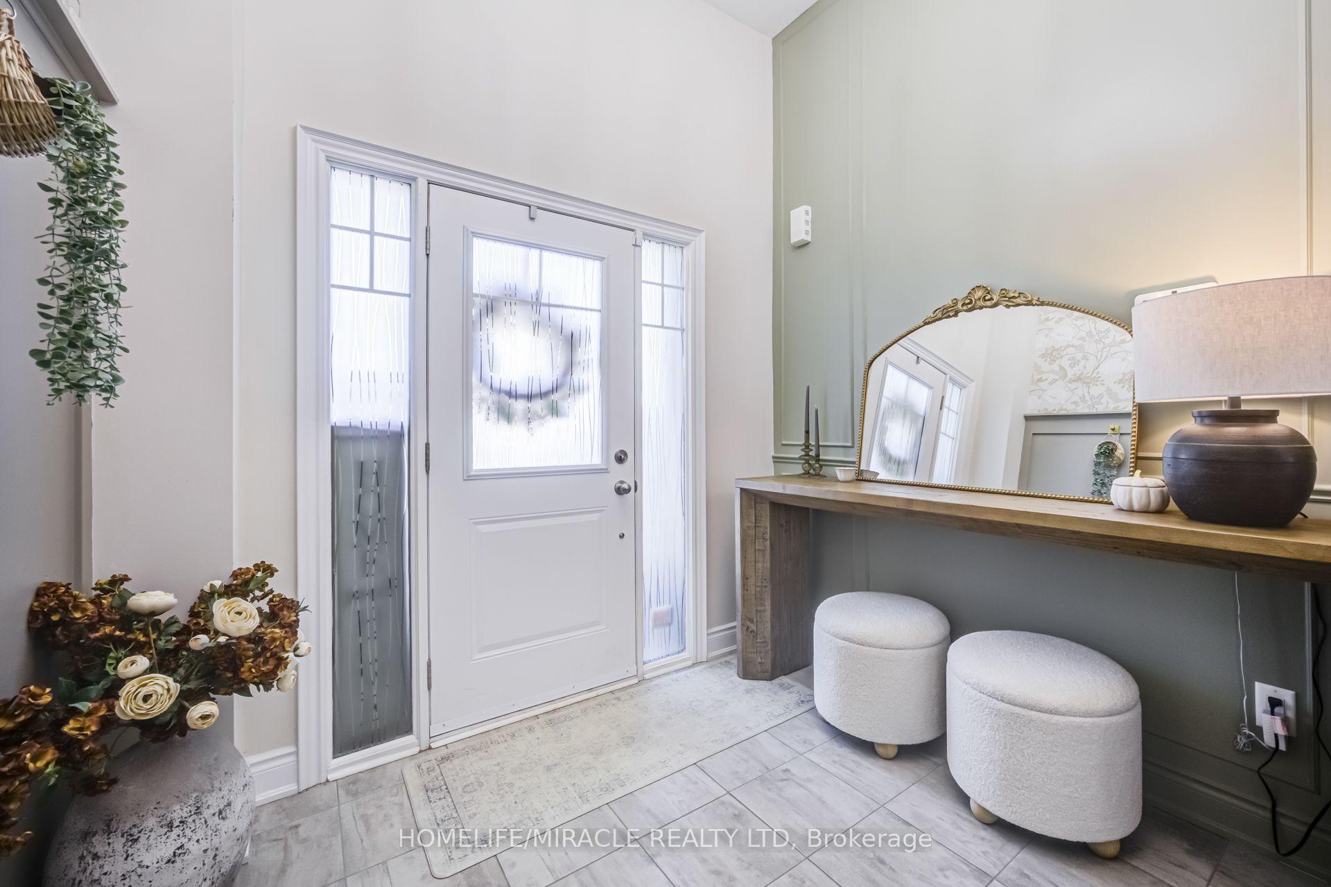 Photo 7 of 65 Lorne Thomas Place, New Tecumseth, Alliston — HOMEH