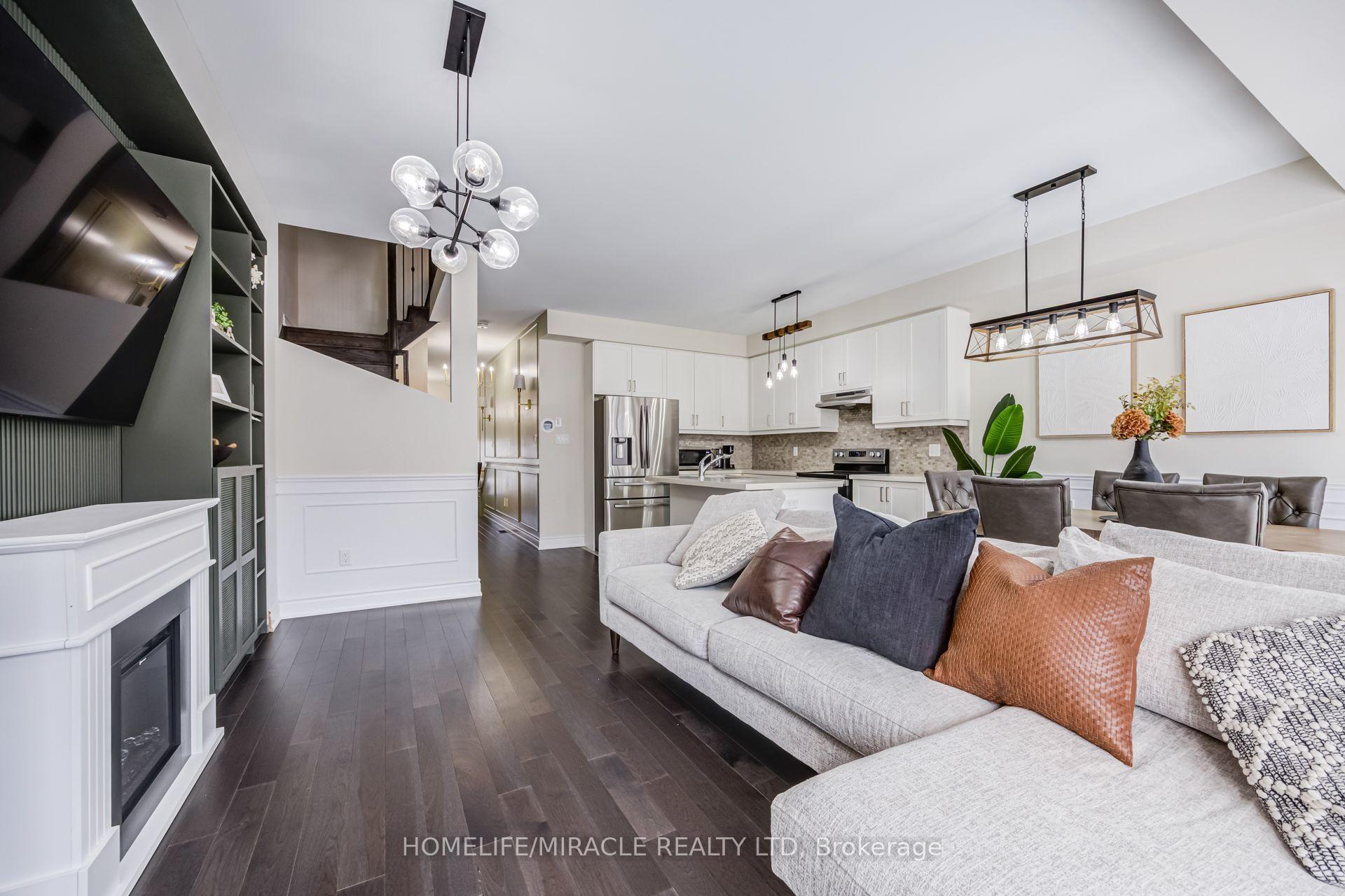 Photo 14 of 65 Lorne Thomas Place, New Tecumseth, Alliston — HOMEH