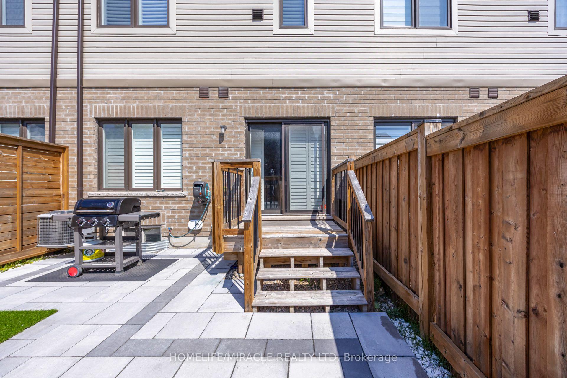 Photo 47 of 65 Lorne Thomas Place, New Tecumseth, Alliston — HOMEH
