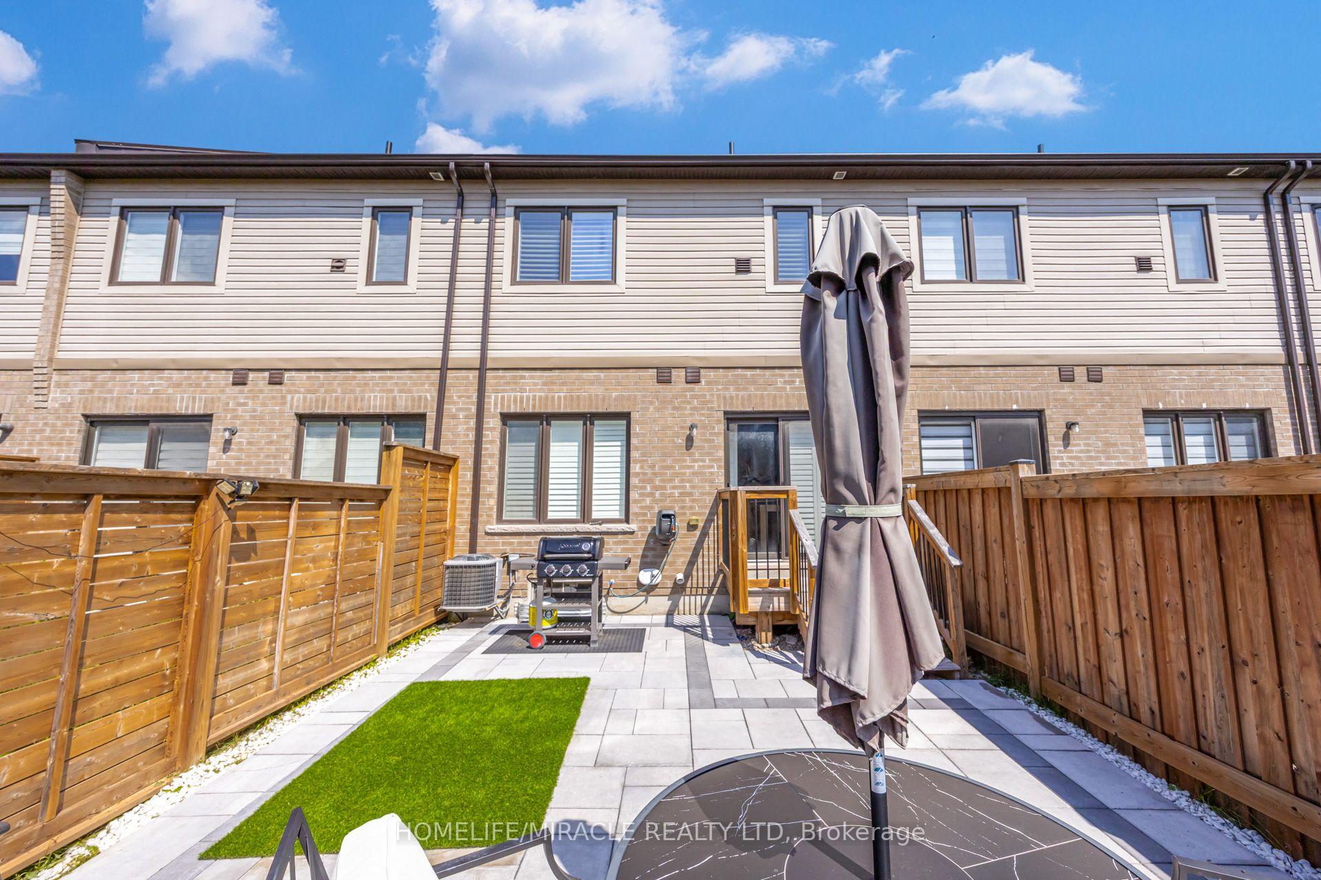 Photo 50 of 65 Lorne Thomas Place, New Tecumseth, Alliston — HOMEH
