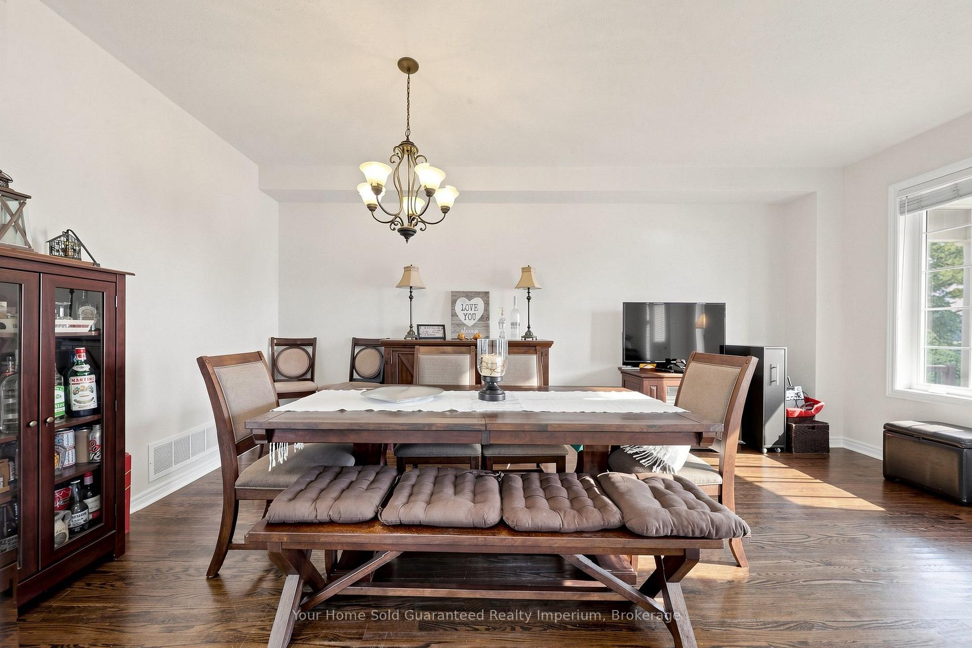 Photo 7 of 49 Osprey Drive, Vaughan, Vellore Village — HOMEH