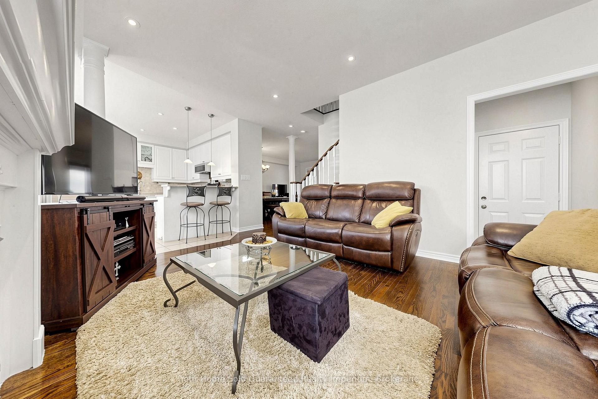 Photo 8 of 49 Osprey Drive, Vaughan, Vellore Village — HOMEH