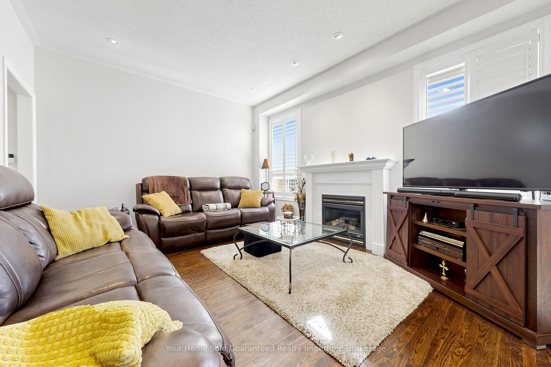 Photo 9 of 49 Osprey Drive, Vaughan, Vellore Village — HOMEH
