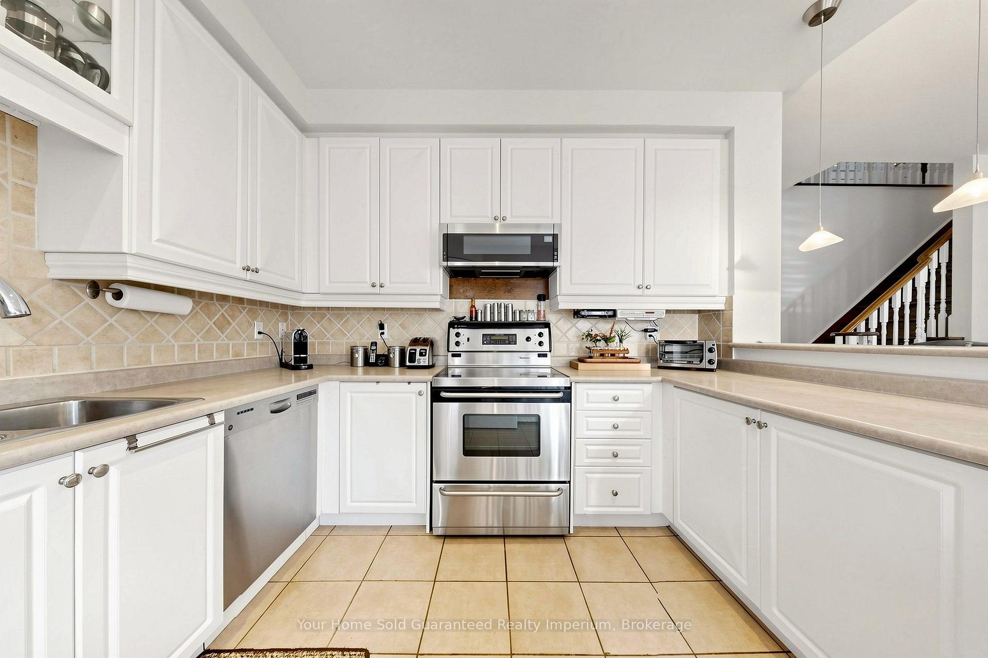 Photo 15 of 49 Osprey Drive, Vaughan, Vellore Village — HOMEH