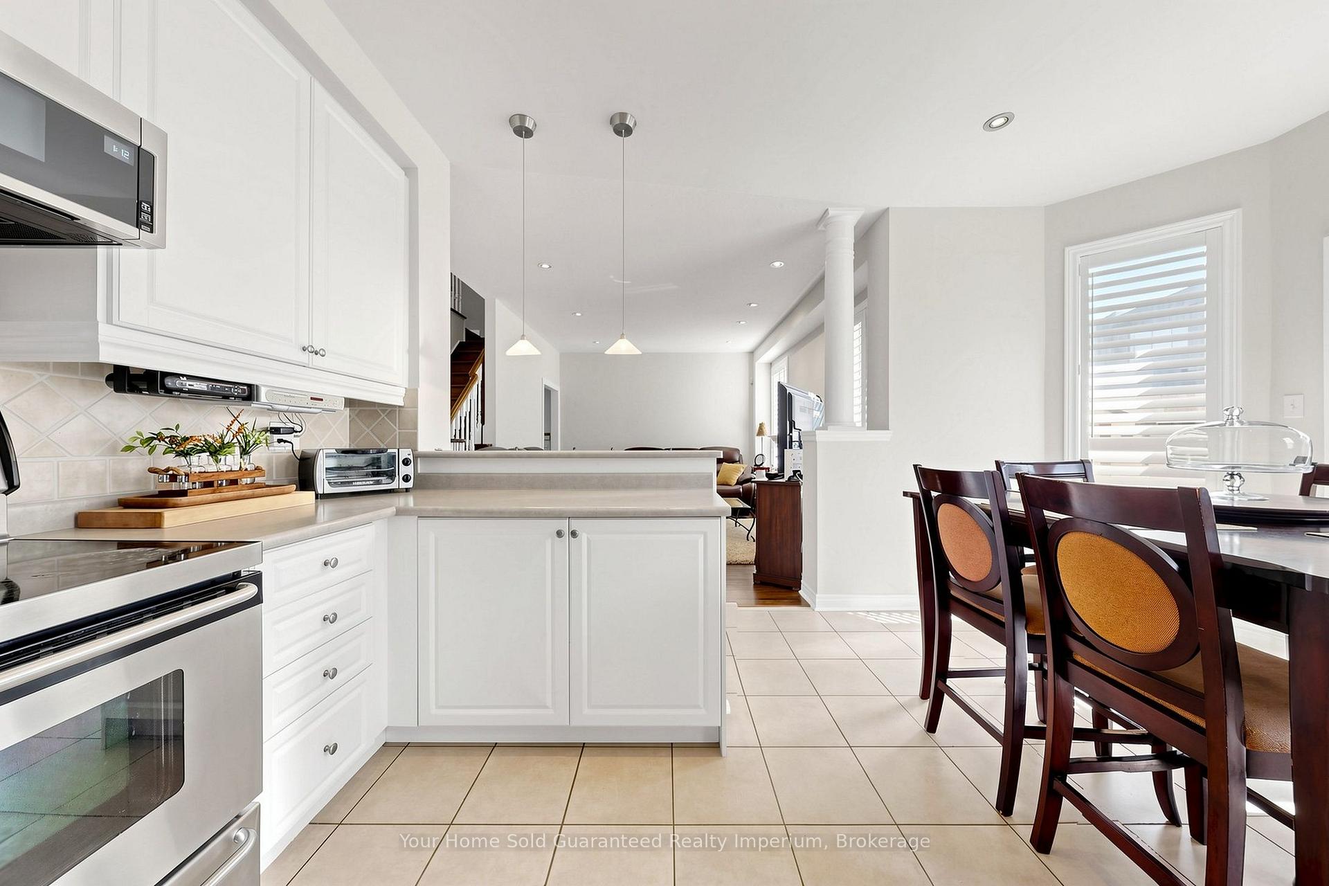 Photo 17 of 49 Osprey Drive, Vaughan, Vellore Village — HOMEH