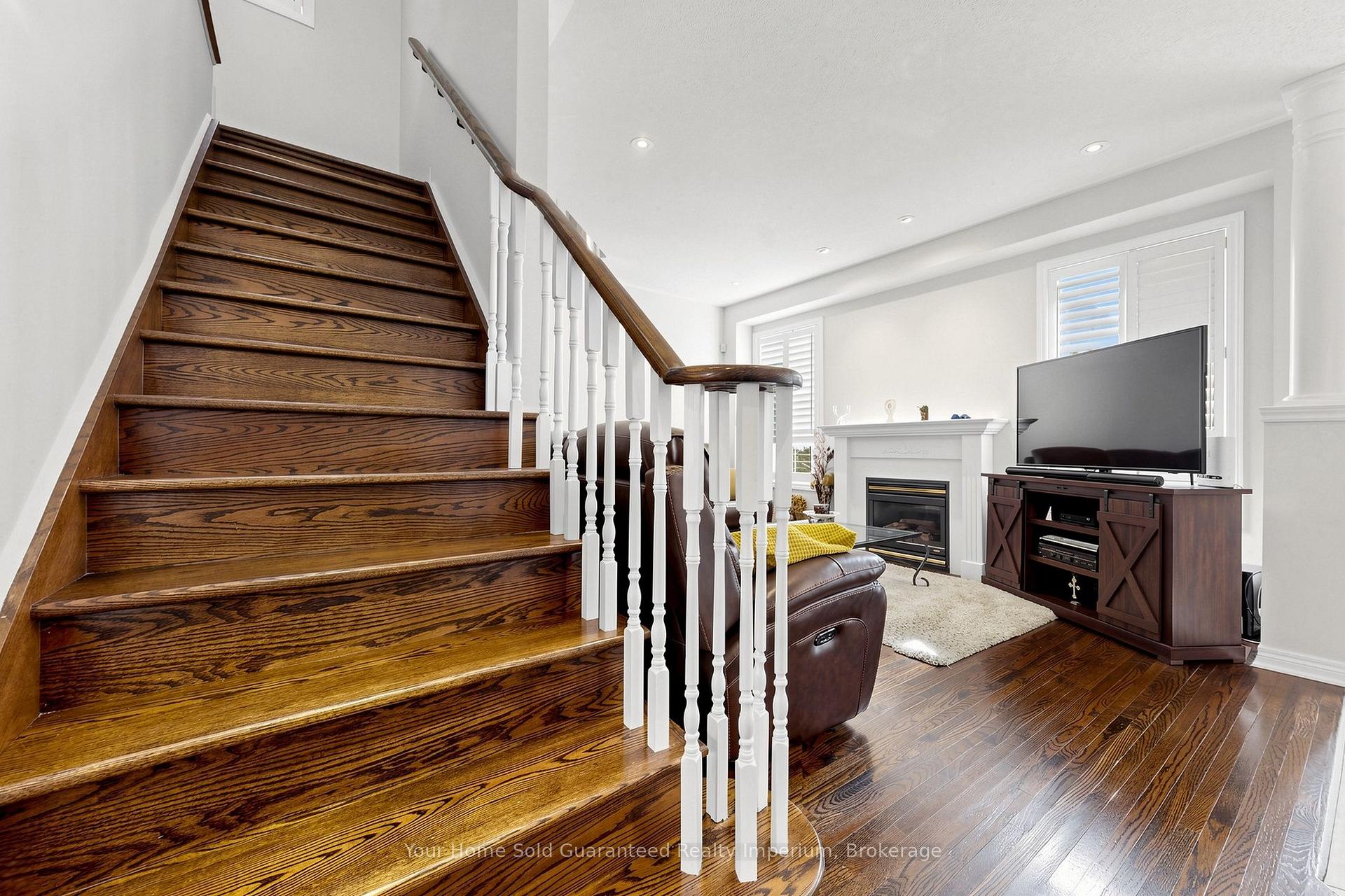 Photo 20 of 49 Osprey Drive, Vaughan, Vellore Village — HOMEH