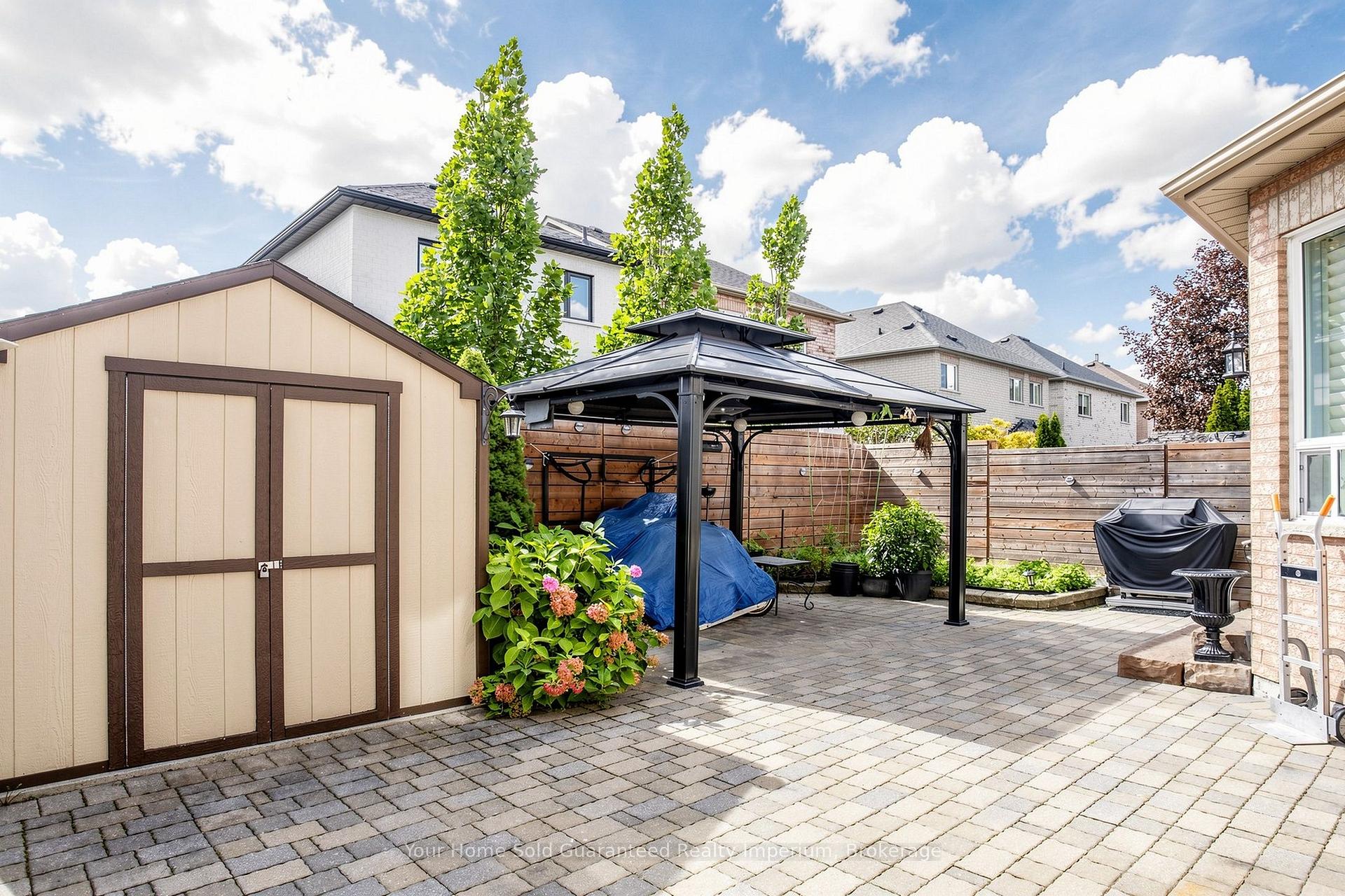 Photo 32 of 49 Osprey Drive, Vaughan, Vellore Village — HOMEH