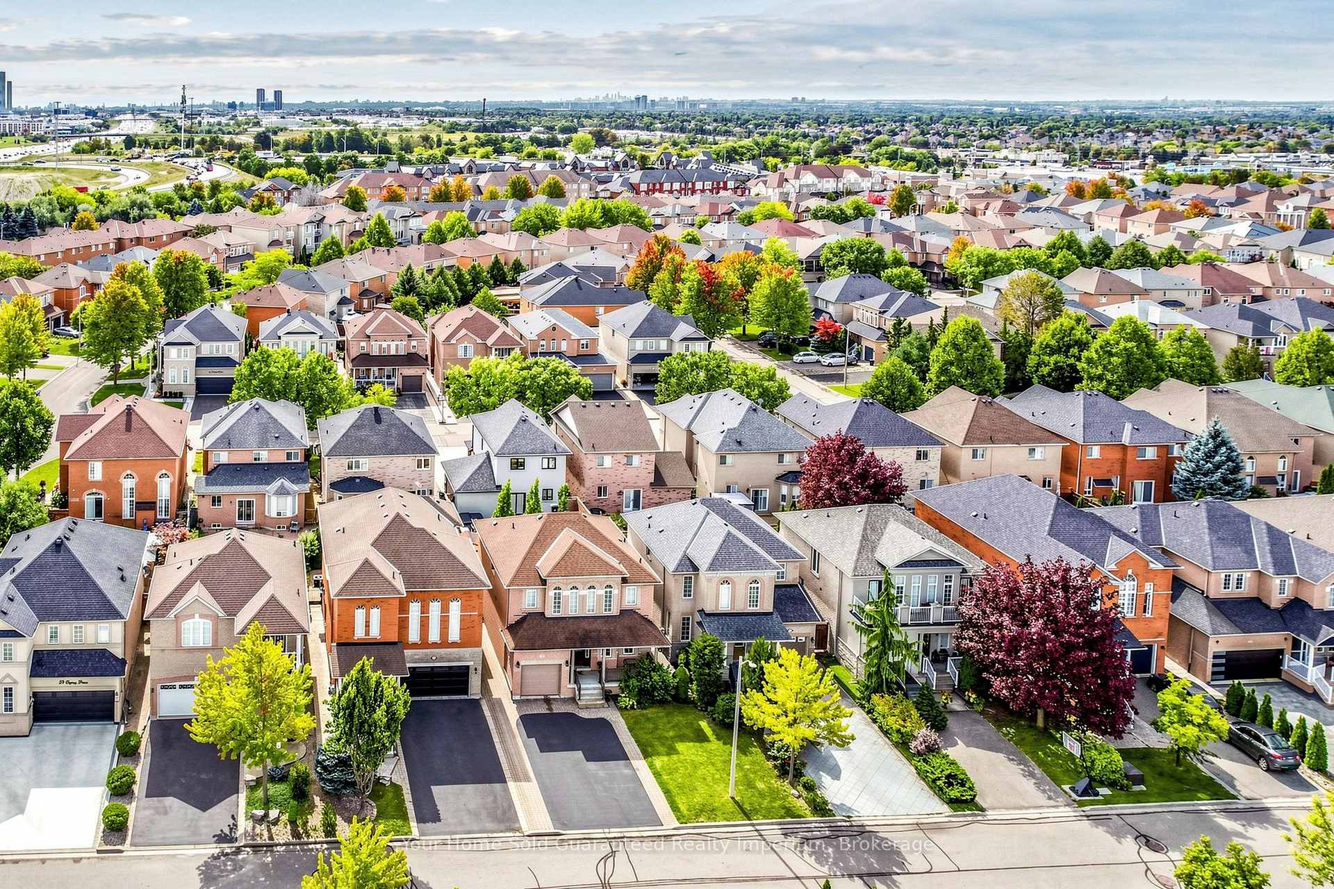 Photo 35 of 49 Osprey Drive, Vaughan, Vellore Village — HOMEH