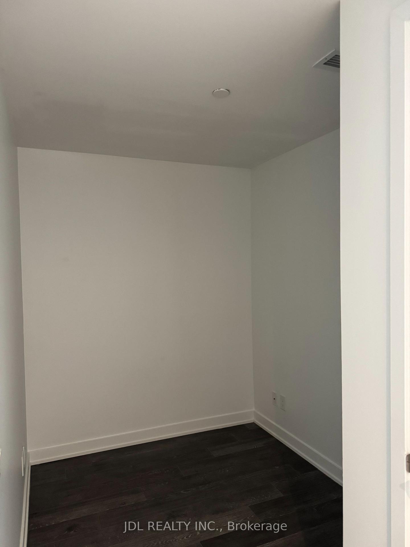 Photo 11 of Unit Unit 1912, 185 Roehampton Avenue, Toronto, Mount Pleasant West — HOMEH