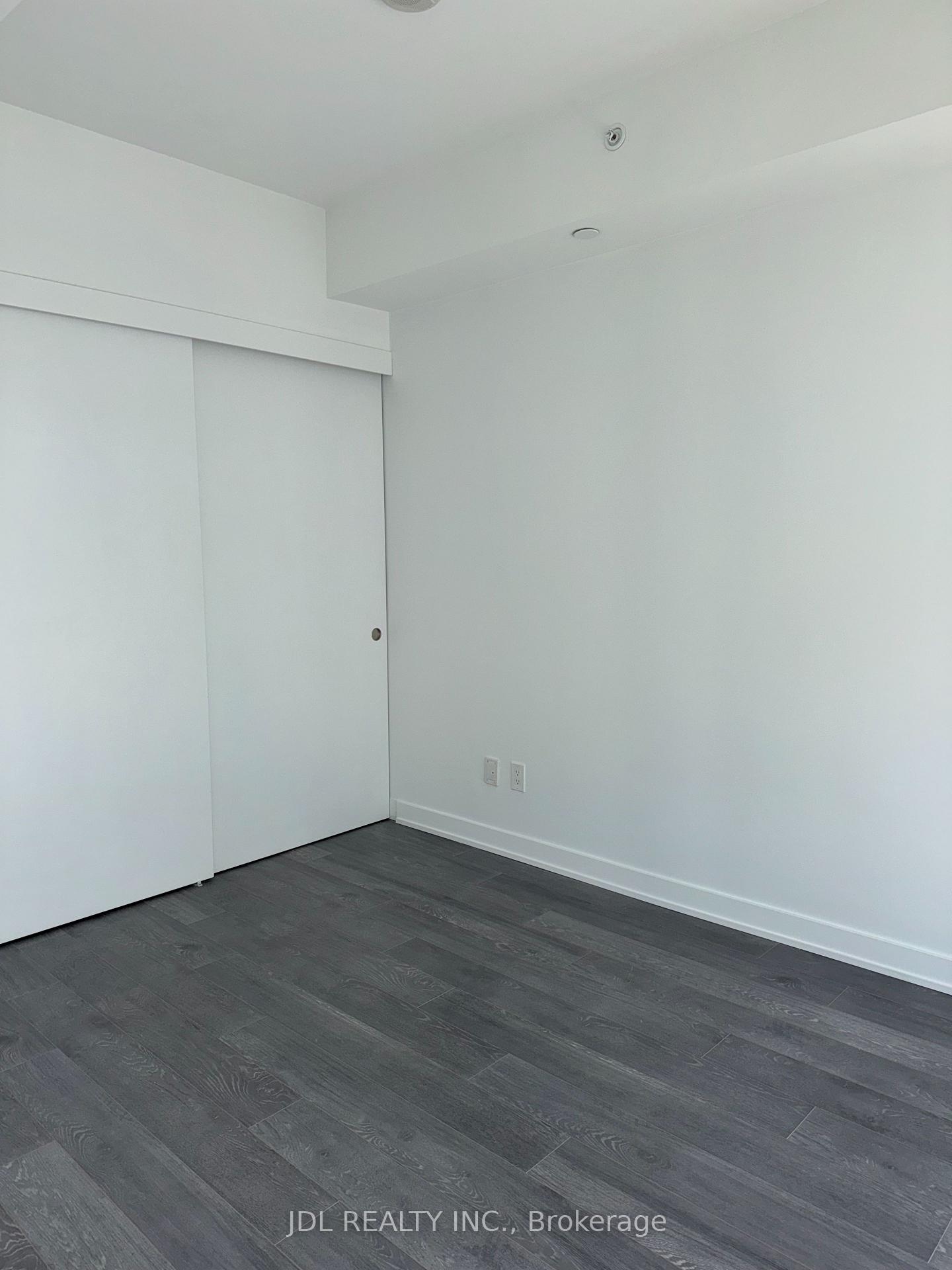 Photo 17 of Unit Unit 1912, 185 Roehampton Avenue, Toronto, Mount Pleasant West — HOMEH