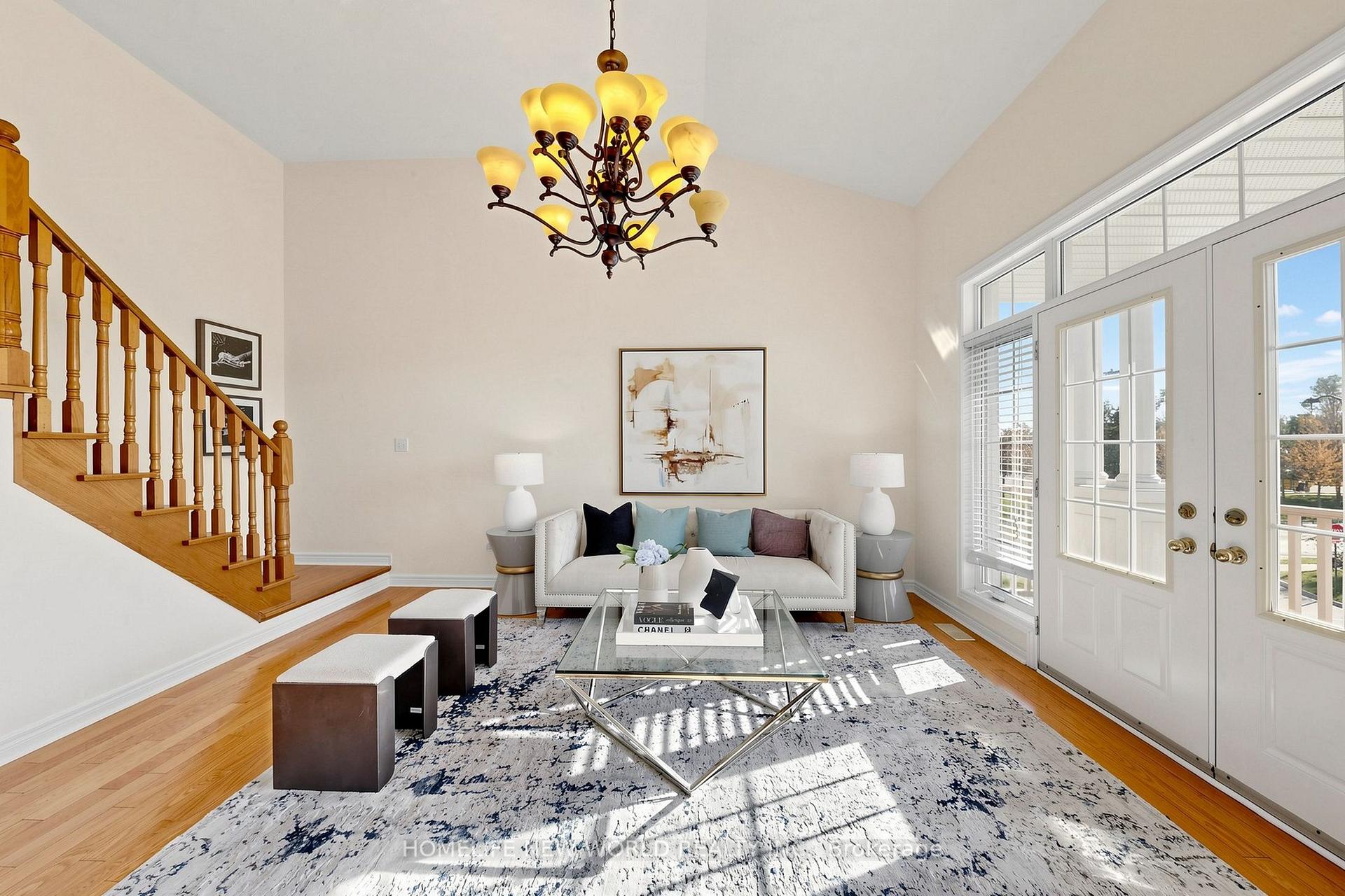 Photo 6 of 5 Rivington Avenue, Vaughan, Patterson — HOMEH