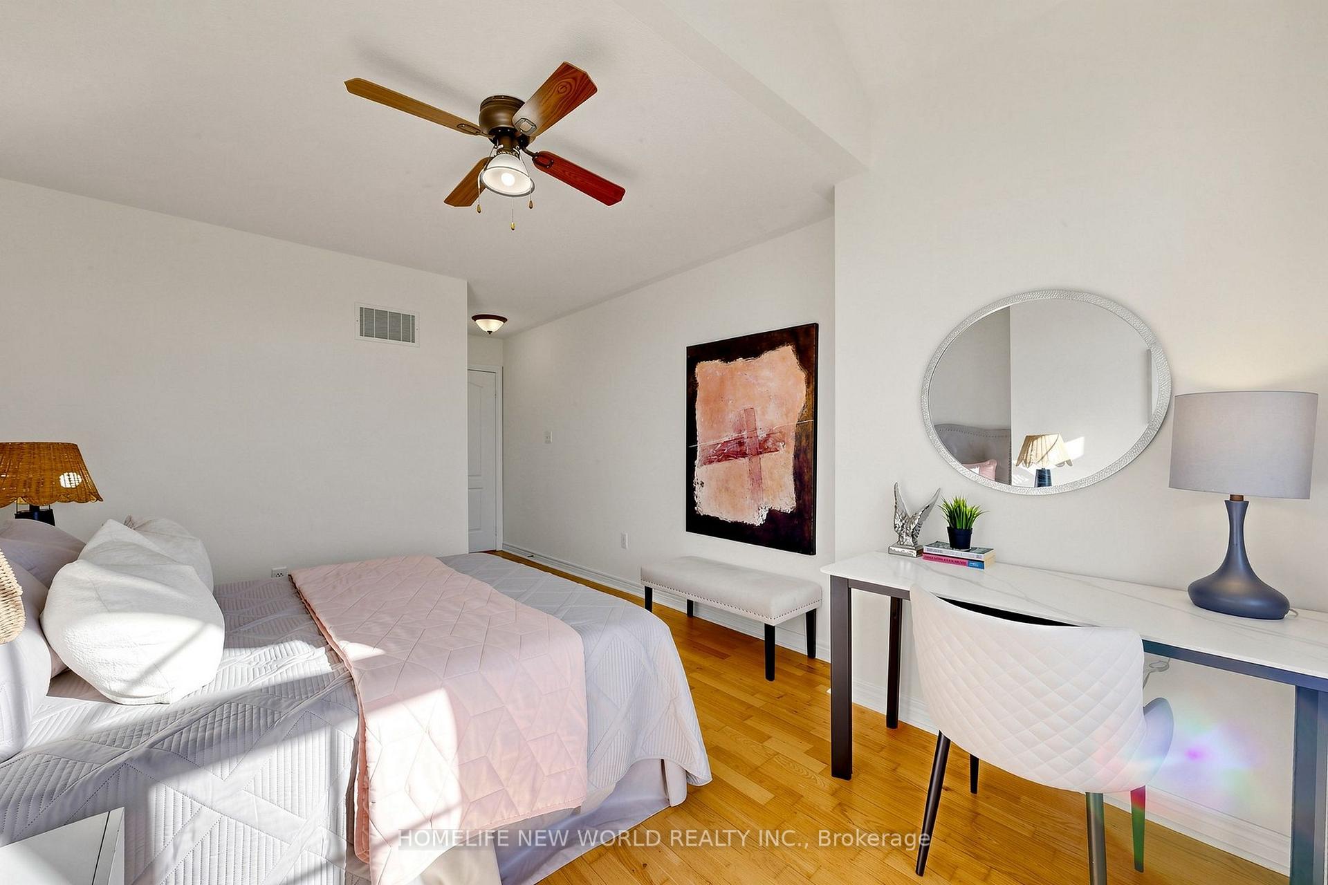 Photo 37 of 5 Rivington Avenue, Vaughan, Patterson — HOMEH