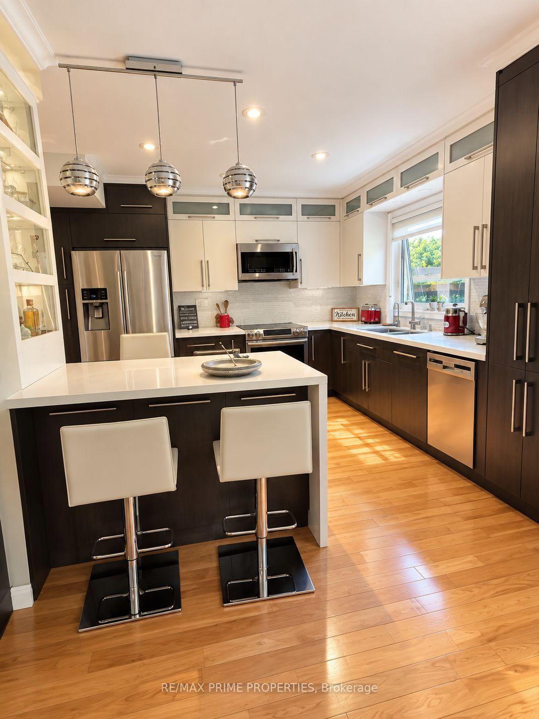 Photo 12 of 338 Brownridge Drive, Vaughan, Brownridge — HOMEH