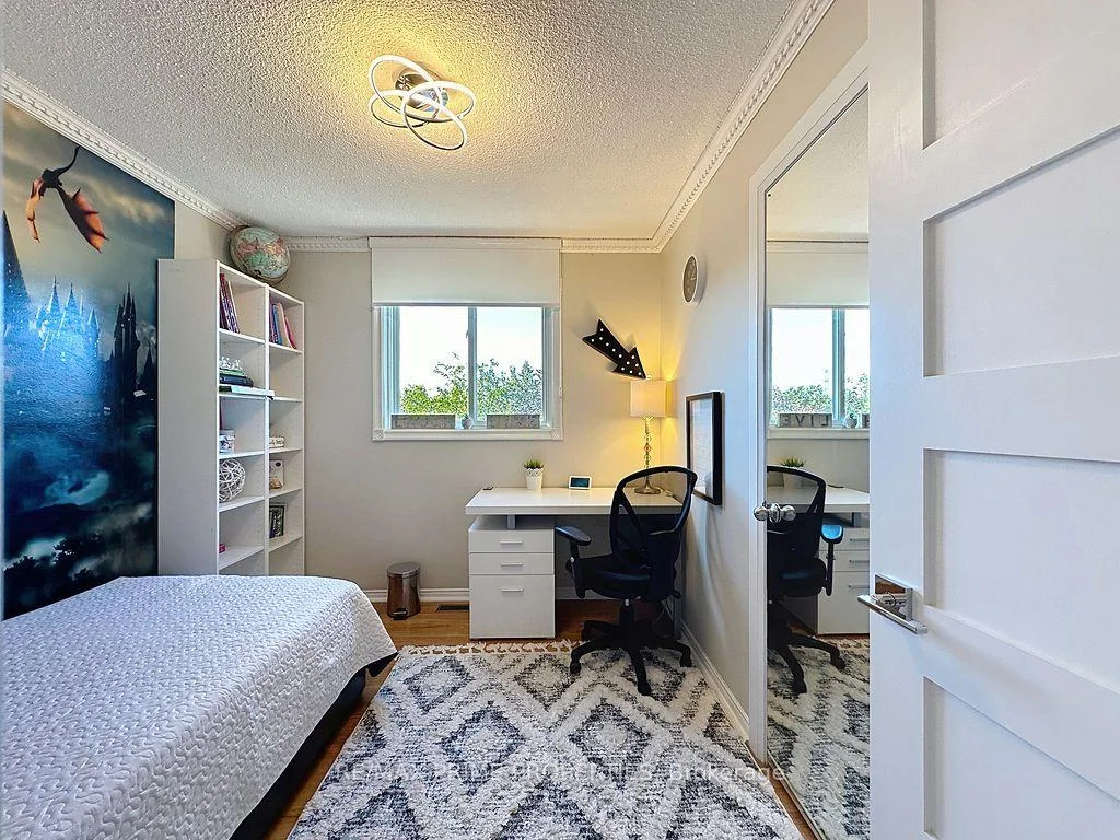 Photo 29 of 338 Brownridge Drive, Vaughan, Brownridge — HOMEH
