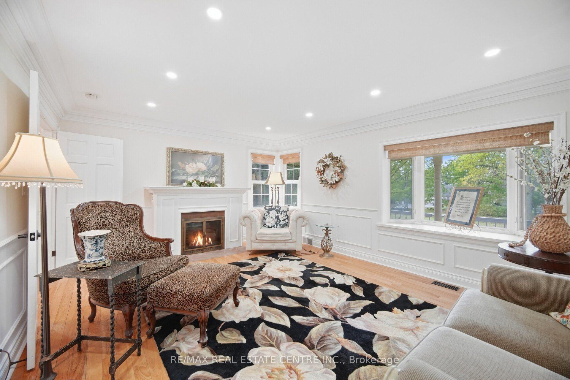 Photo 9 of 10245 Old Pine Crest Road, Brampton, Northwest Brampton — HOMEH
