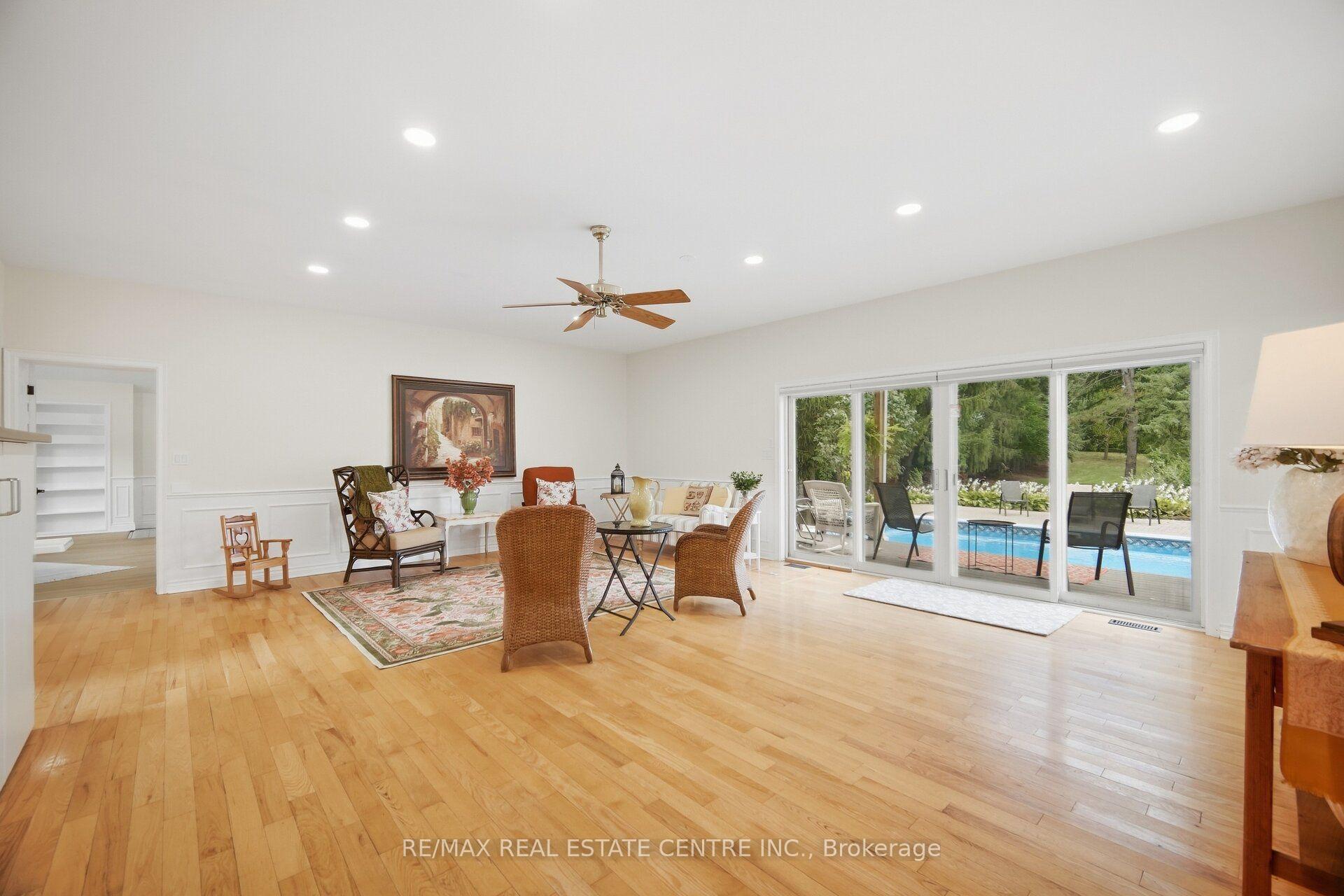 Photo 14 of 10245 Old Pine Crest Road, Brampton, Northwest Brampton — HOMEH