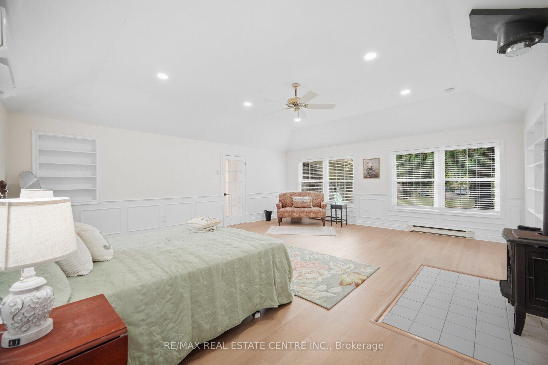 Photo 19 of 10245 Old Pine Crest Road, Brampton, Northwest Brampton — HOMEH