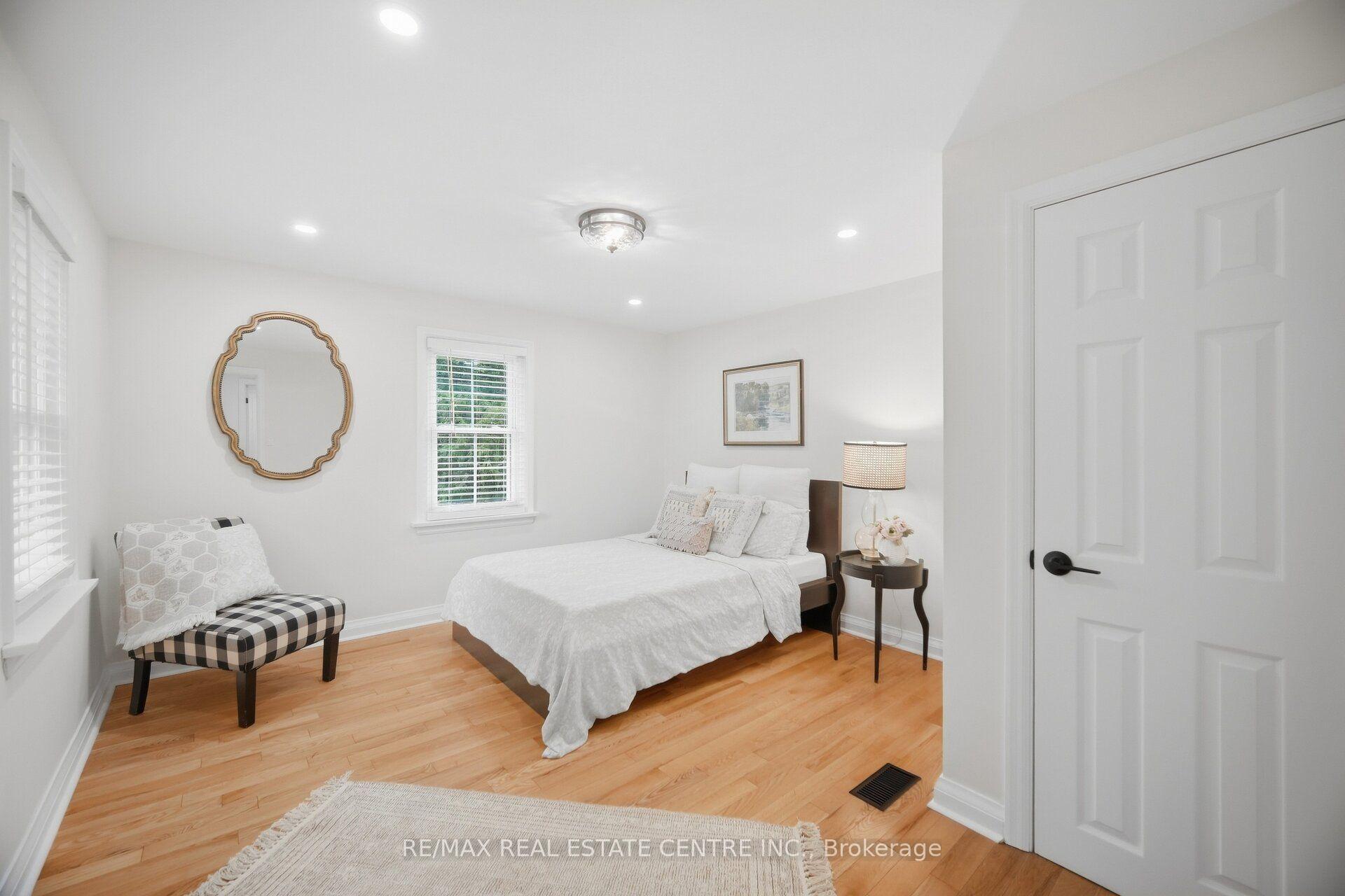 Photo 32 of 10245 Old Pine Crest Road, Brampton, Northwest Brampton — HOMEH