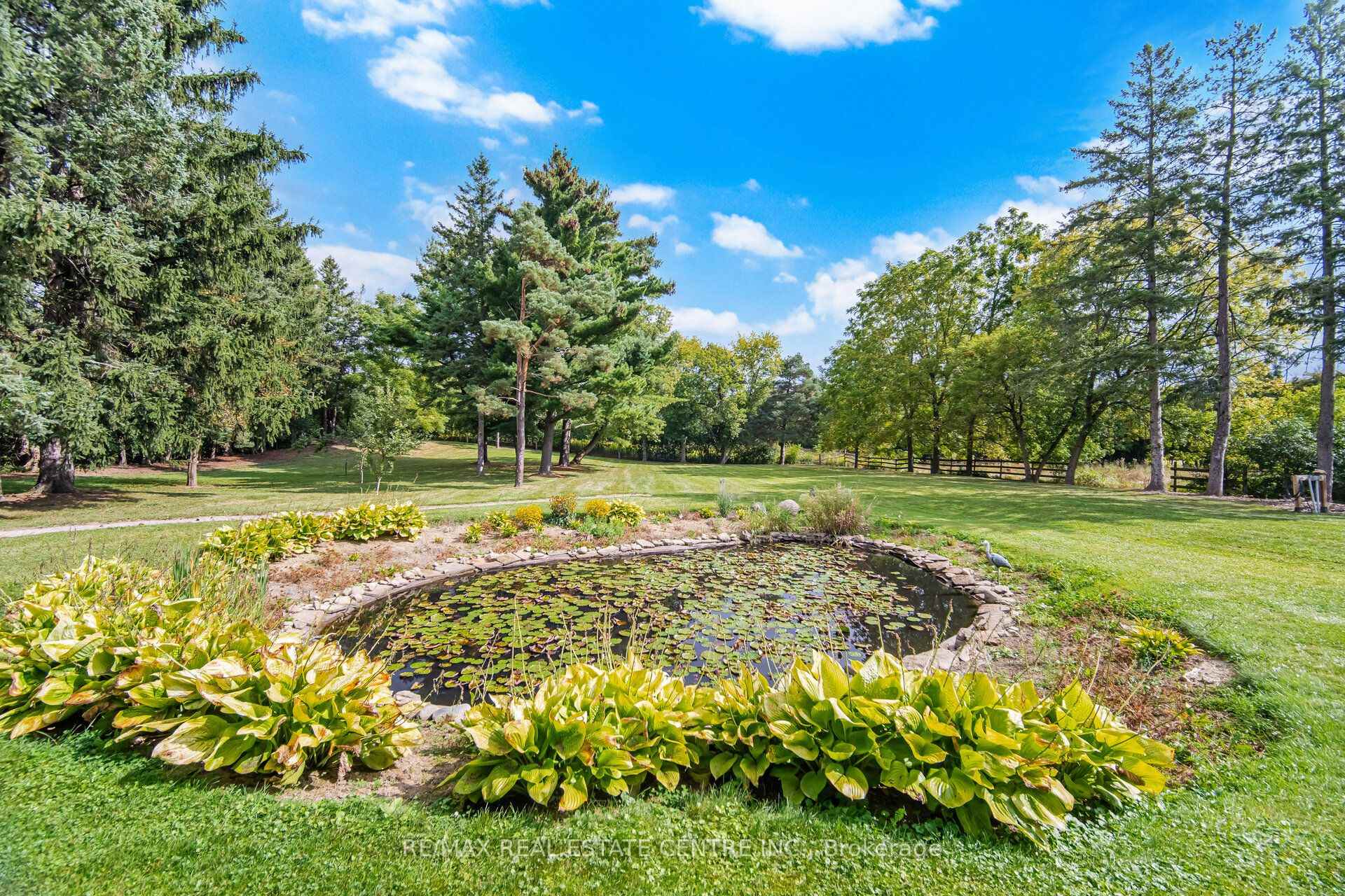 Photo 38 of 10245 Old Pine Crest Road, Brampton, Northwest Brampton — HOMEH
