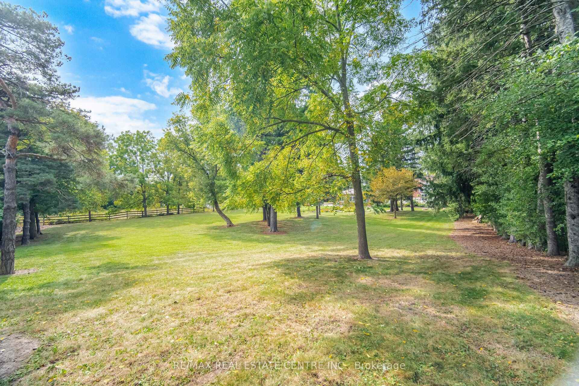 Photo 50 of 10245 Old Pine Crest Road, Brampton, Northwest Brampton — HOMEH