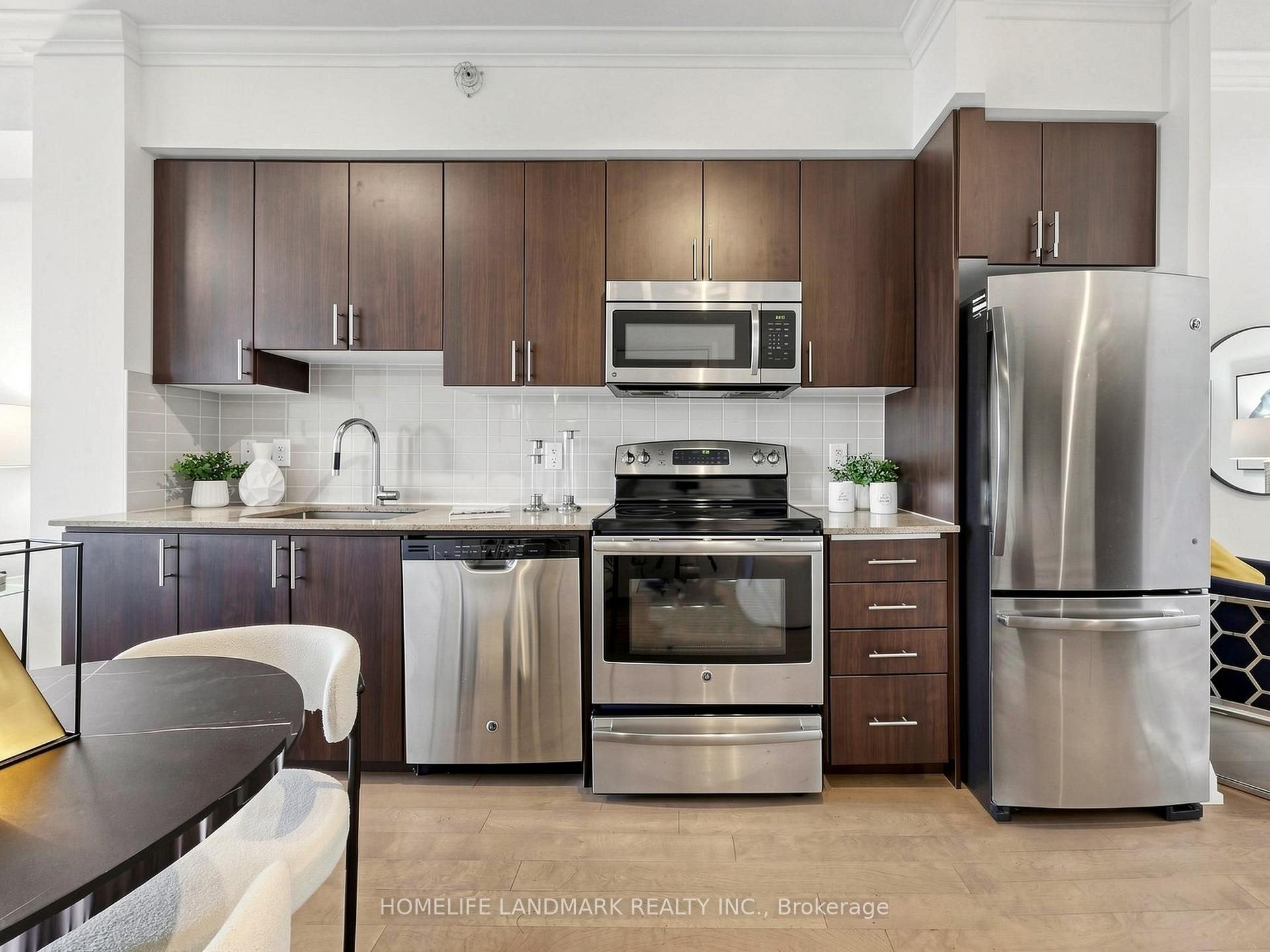 Photo 21 of Unit 506, 7171 Yonge Street, Markham, Grandview — HOMEH