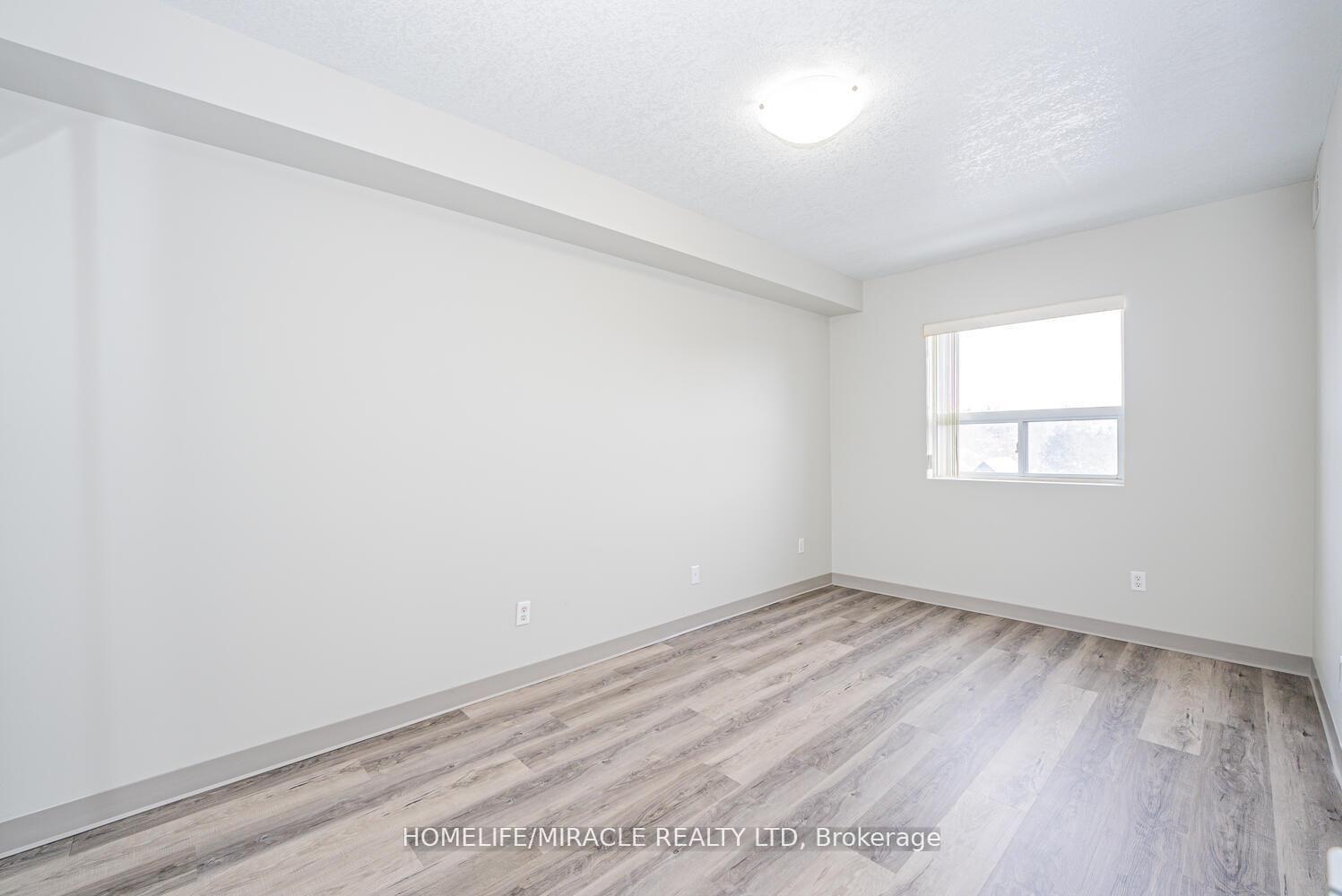 Photo 12 of Unit 610, 274 Erb Street W, Waterloo, Maple Hills — HOMEH