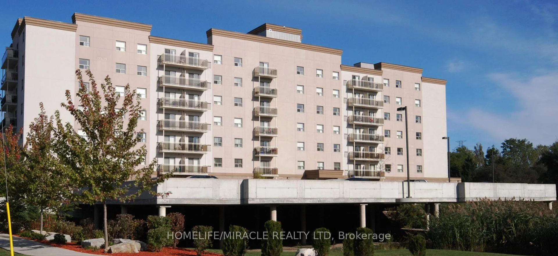 Photo 3 of Unit 115, 736 Old Albert Street, Waterloo, Lakeshore Village — HOMEH