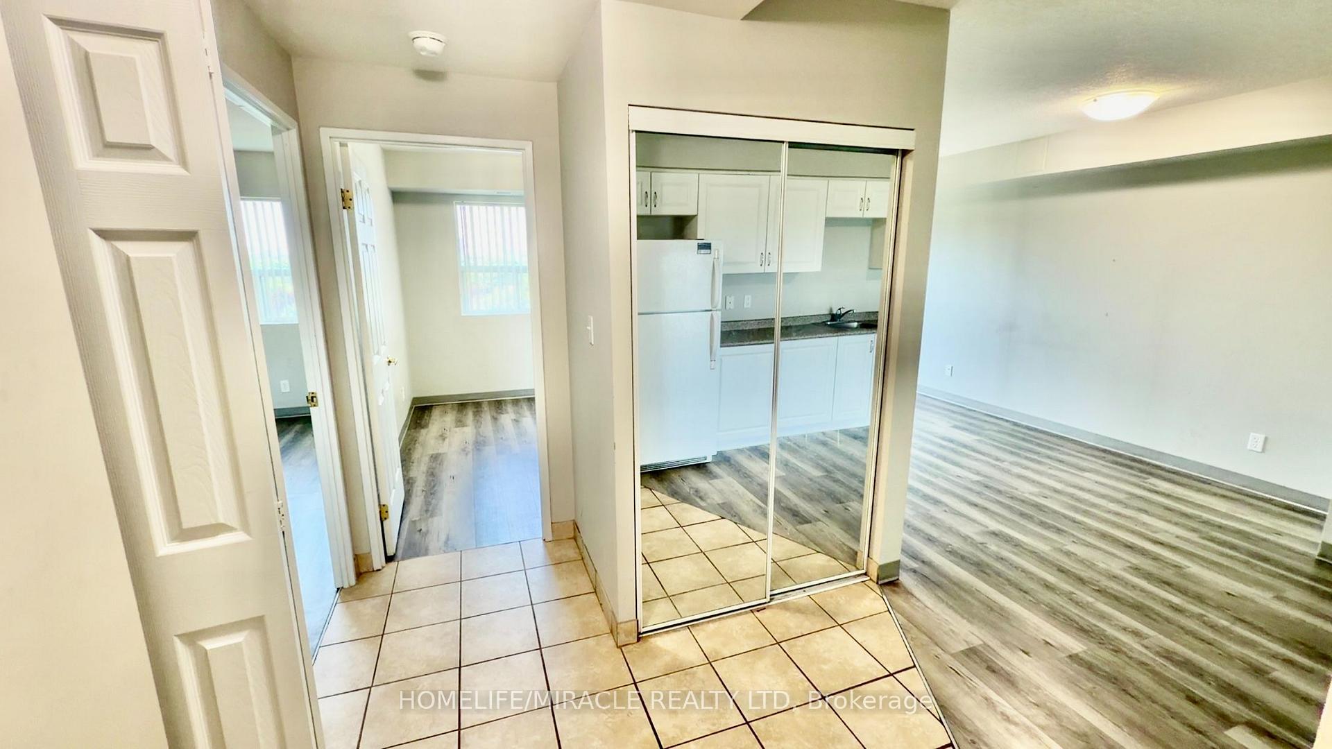 Photo 3 of Unit 705, 593 Strasburg Road, Kitchener, Alpine — HOMEH