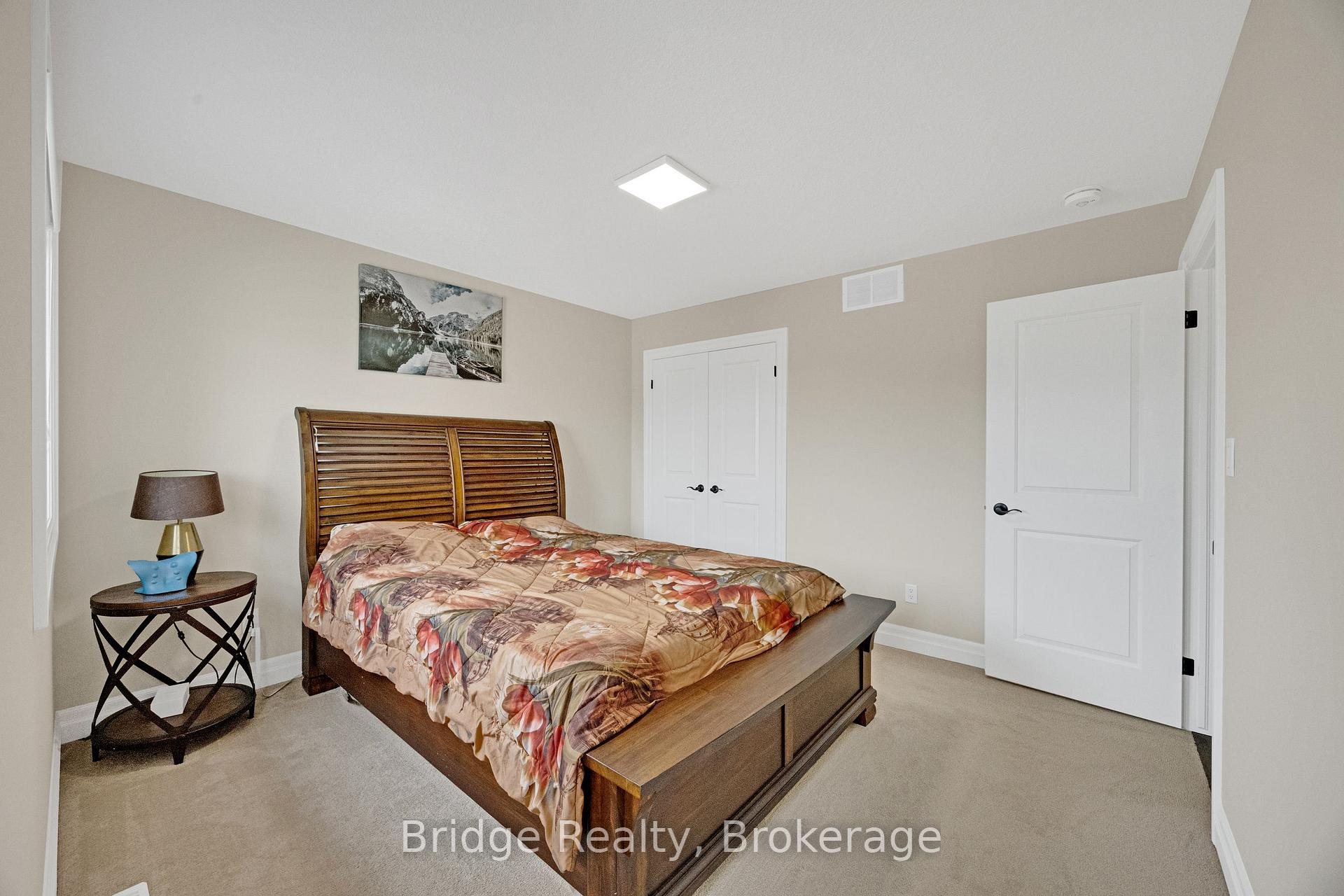 Photo 30 of 256 Tamarack Boulevard, Woodstock, Woodstock - North — HOMEH