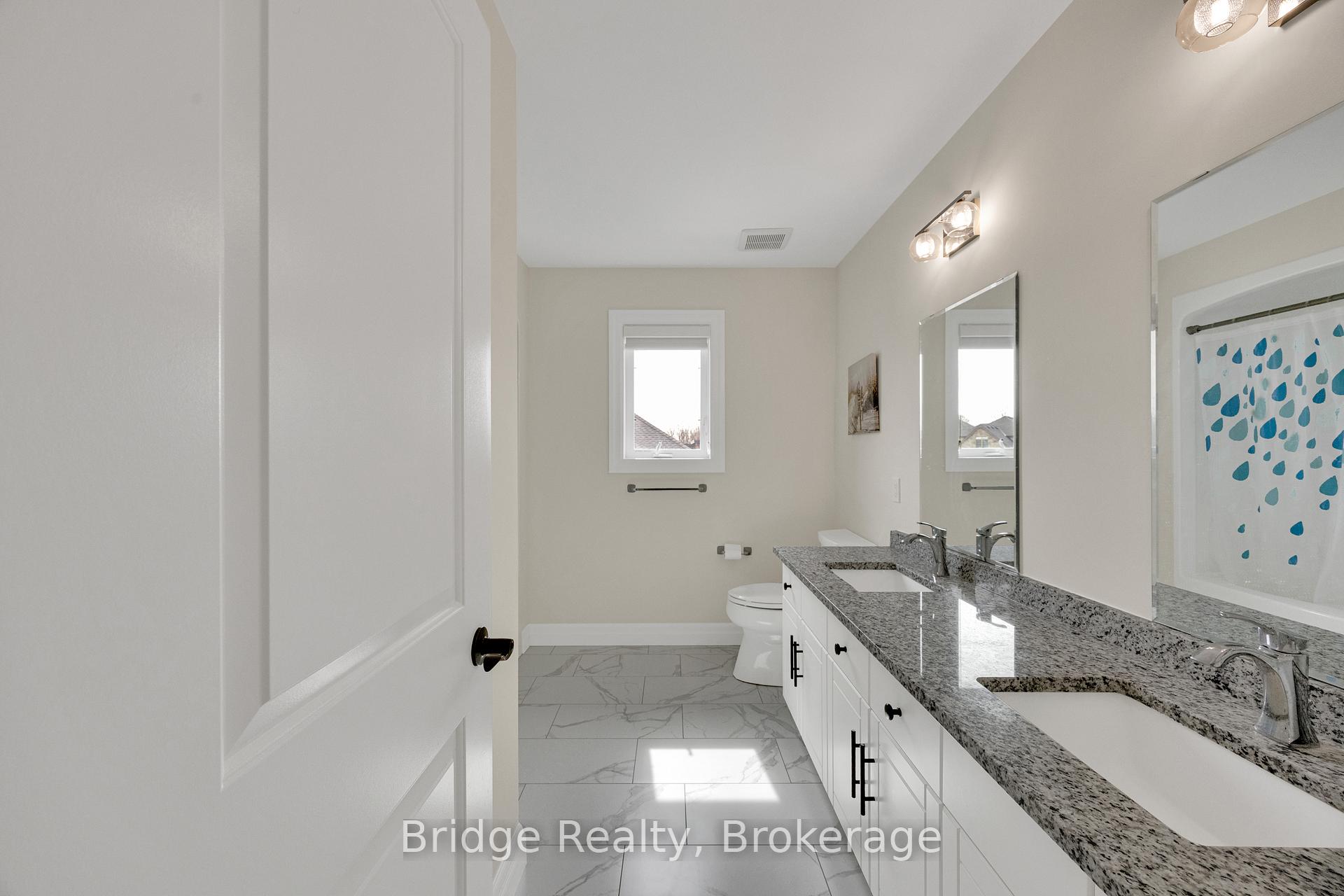 Photo 39 of 256 Tamarack Boulevard, Woodstock, Woodstock - North — HOMEH