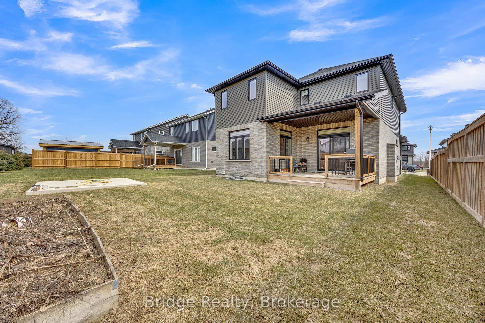 Photo 43 of 256 Tamarack Boulevard, Woodstock, Woodstock - North — HOMEH