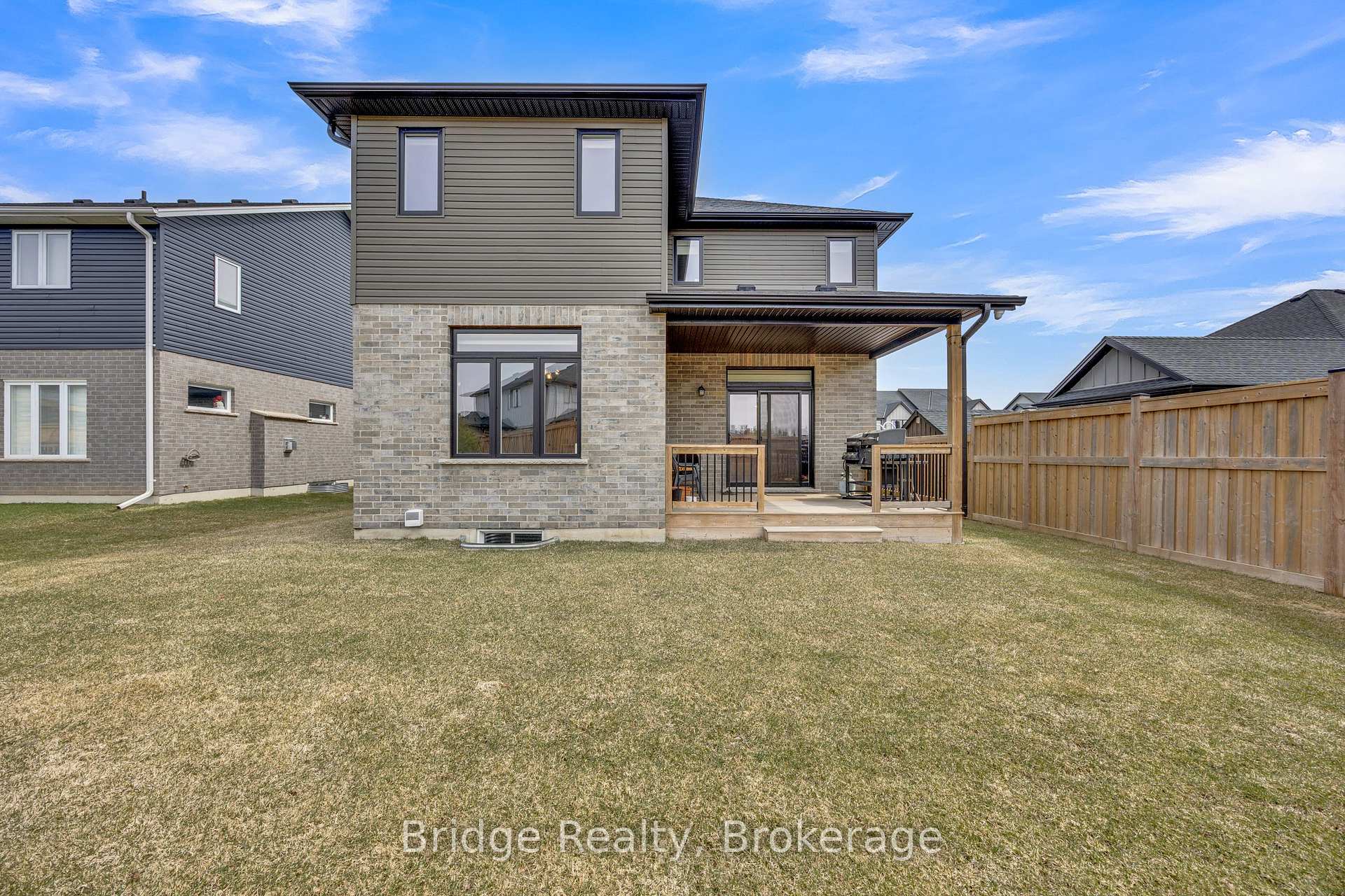 Photo 44 of 256 Tamarack Boulevard, Woodstock, Woodstock - North — HOMEH