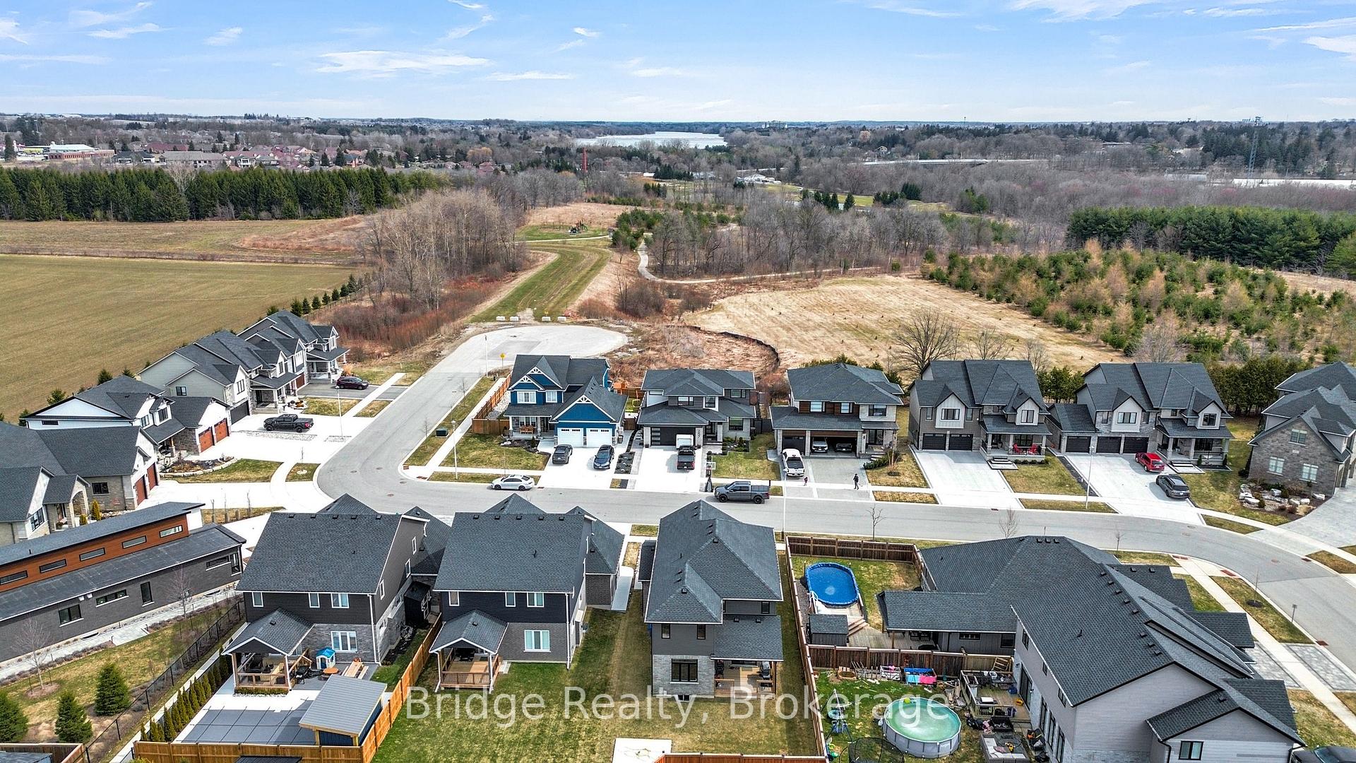 Photo 49 of 256 Tamarack Boulevard, Woodstock, Woodstock - North — HOMEH