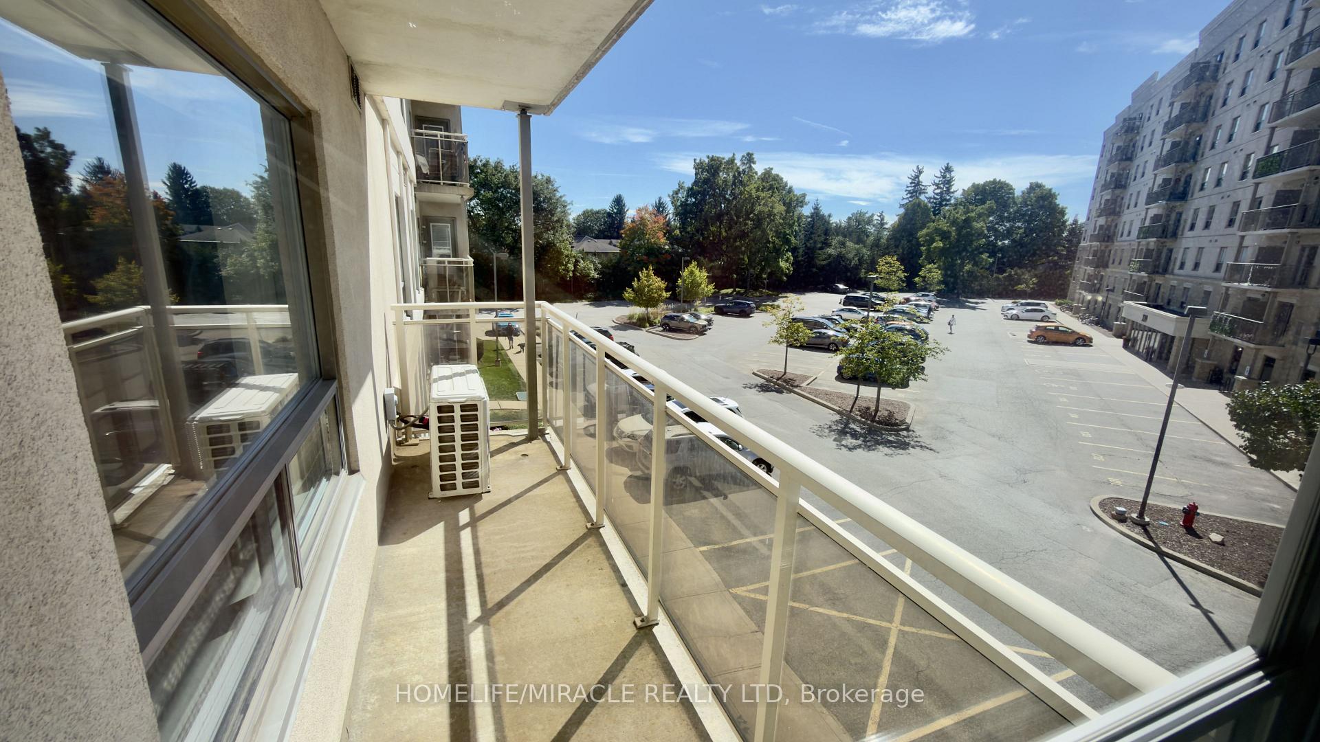 Photo 9 of Unit 304, 237 Auburn Drive, Waterloo, Lexington/Lincoln Village — HOMEH