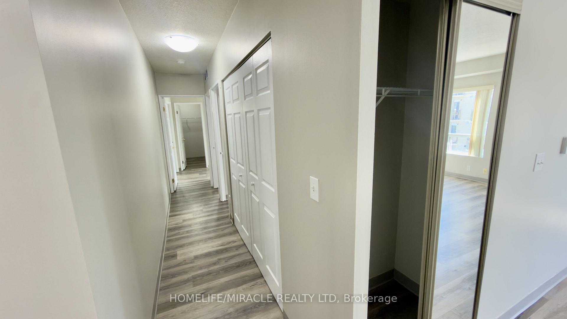 Photo 10 of Unit 304, 237 Auburn Drive, Waterloo, Lexington/Lincoln Village — HOMEH