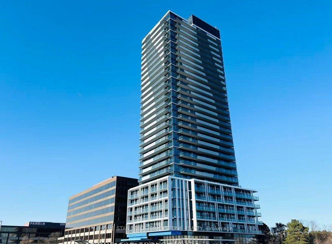 Front of Unit 2810, 29 Green Trail Court