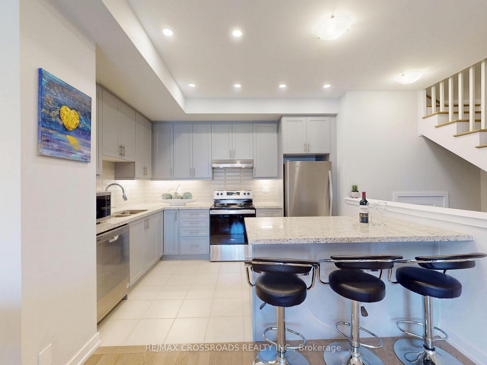 Photo 3 of 9 Oscar Steeper Lane, Markham, Angus Glen — HOMEH