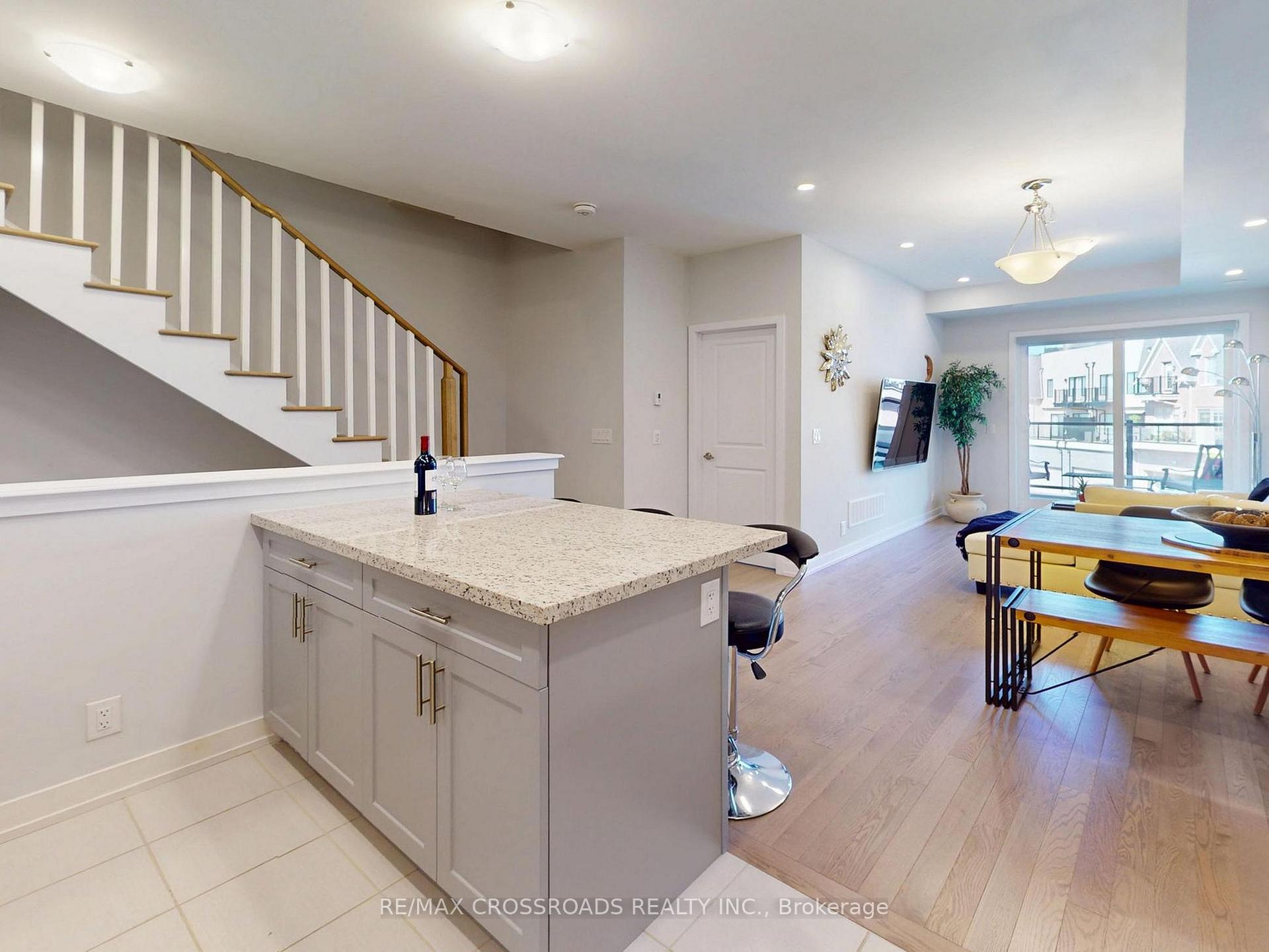 Photo 8 of 9 Oscar Steeper Lane, Markham, Angus Glen — HOMEH