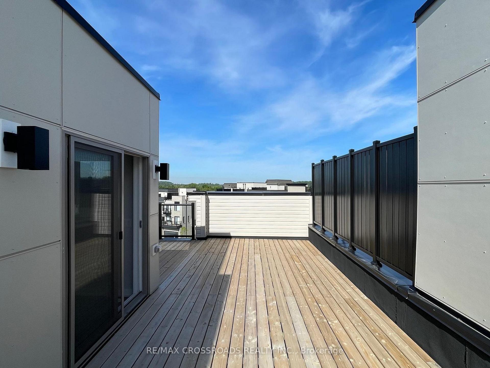 Photo 21 of 9 Oscar Steeper Lane, Markham, Angus Glen — HOMEH